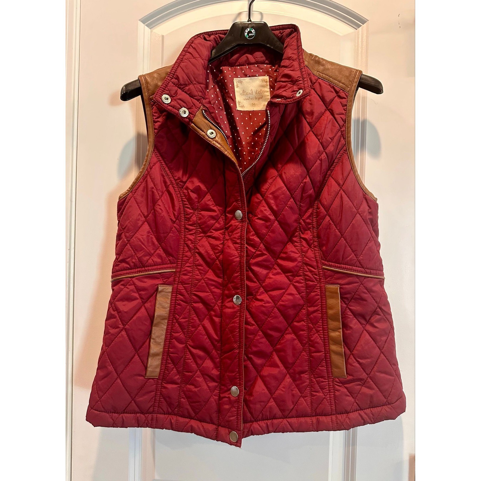 Altar’d State Red Trimmed Vest Sz Medium