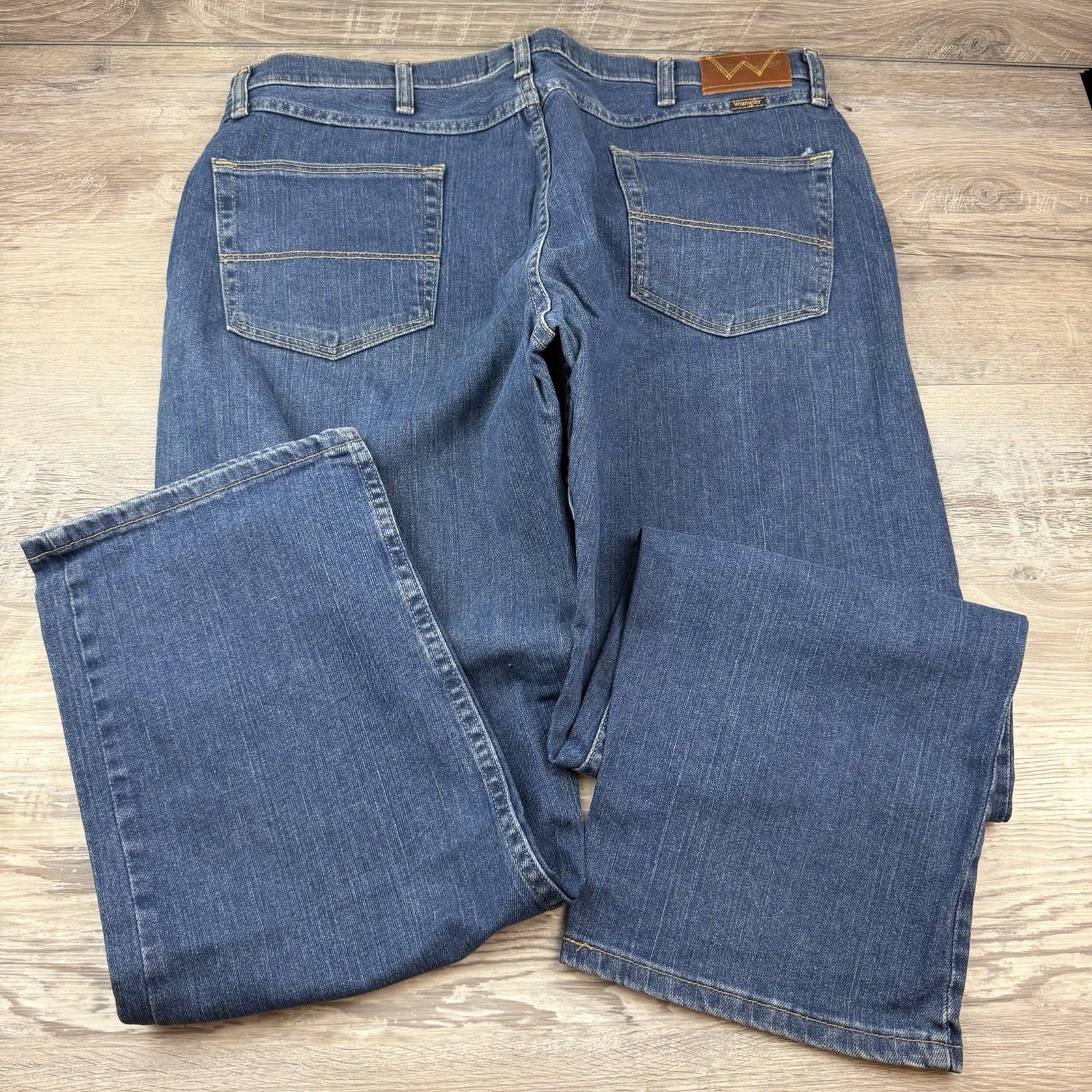 Genuine Wrangler Comfort Fit Men’s Jeans 38×30 Blue Denim Stretch MGW80DB