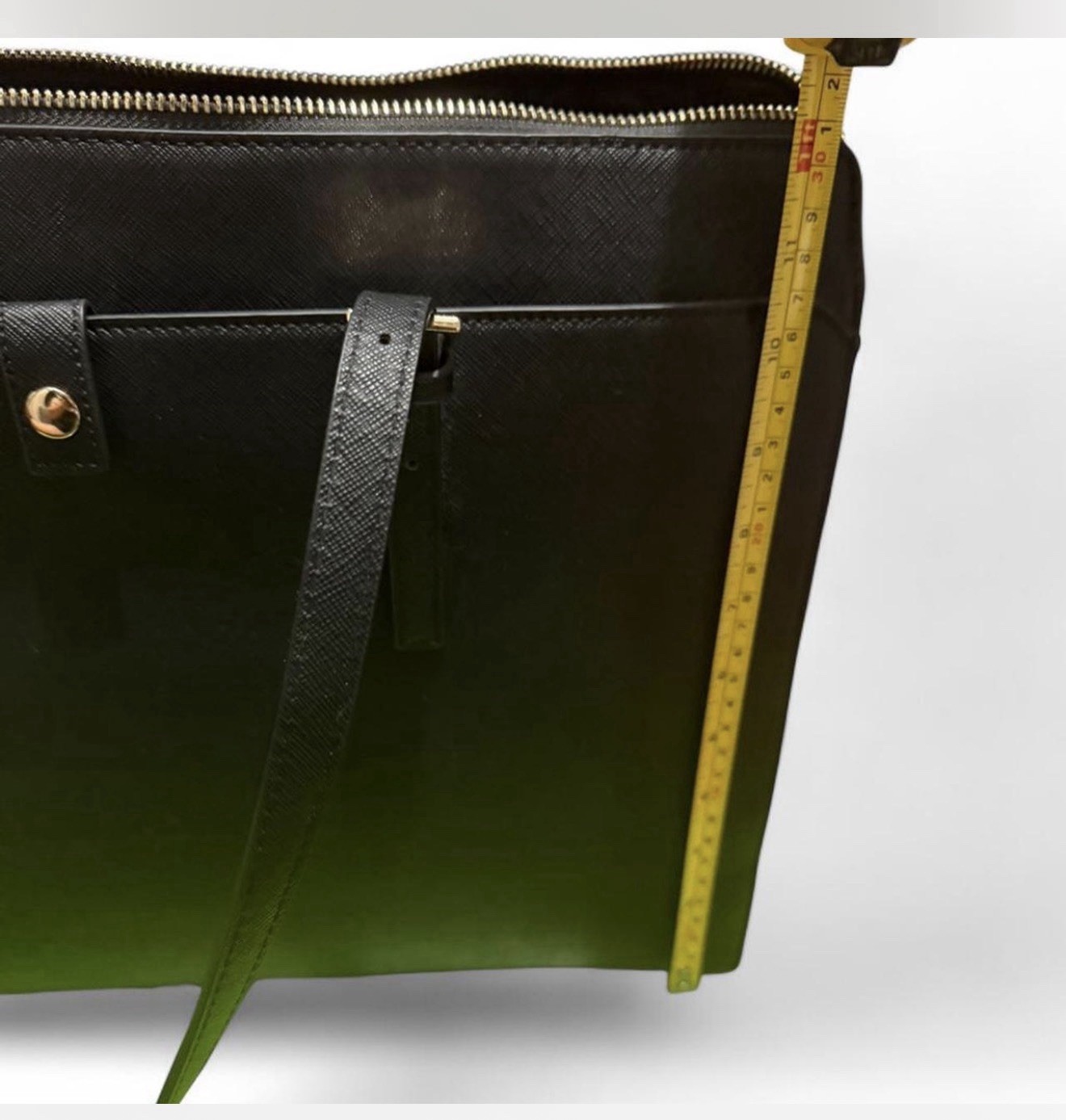 Black Zip Shoulder computer work Bag DLined Gold Hardware structure