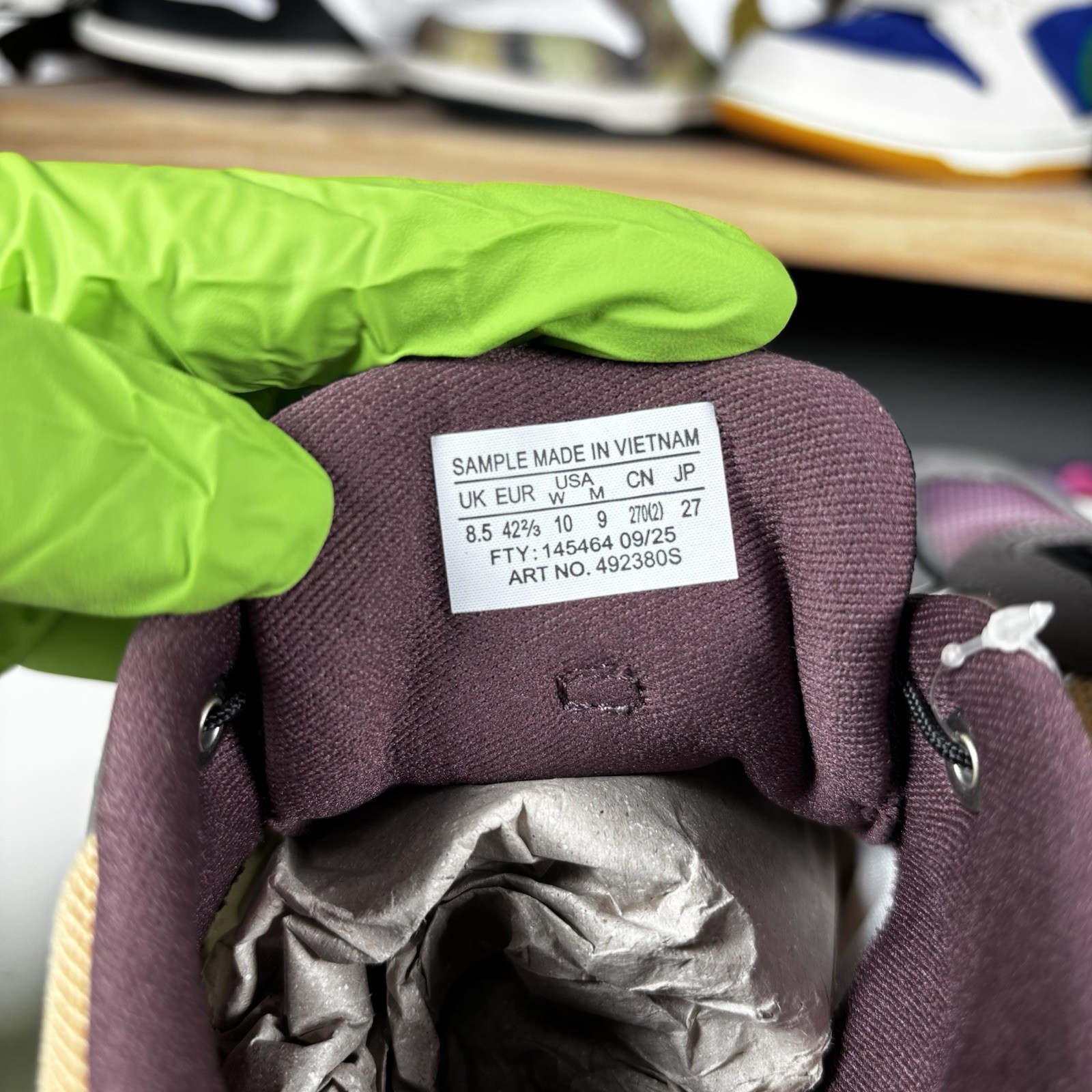 Sz 9 Salomon XT-Whisper Dark Gull Gray Sahara Sun Huckleberry *SAMPLE*