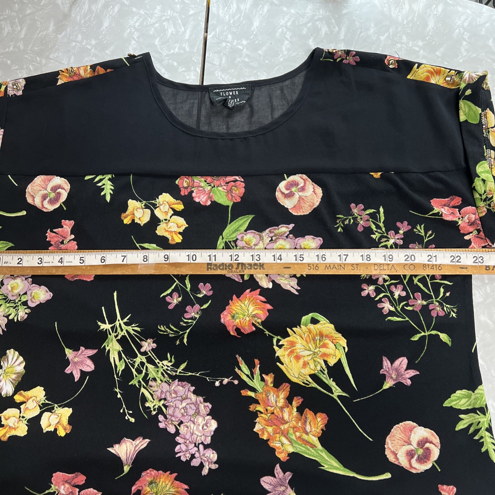 Floral Chiffon Top Black Yoke Cap Slv Brass Button Accent Cottage Festive Sz 1X