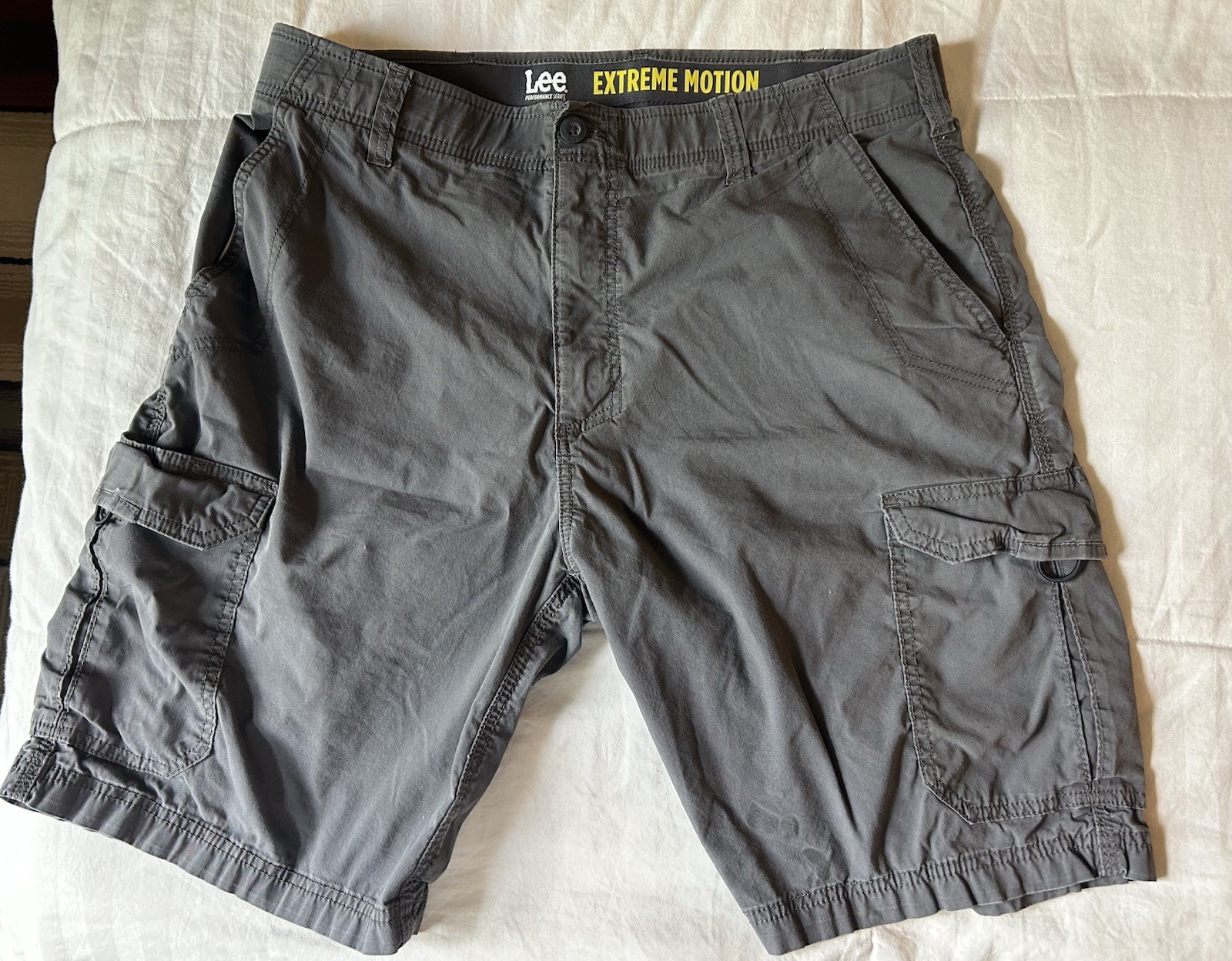 Lee Extreme Motion Shorts Mens 36 Gray Cargo Performance Series Hiking Work