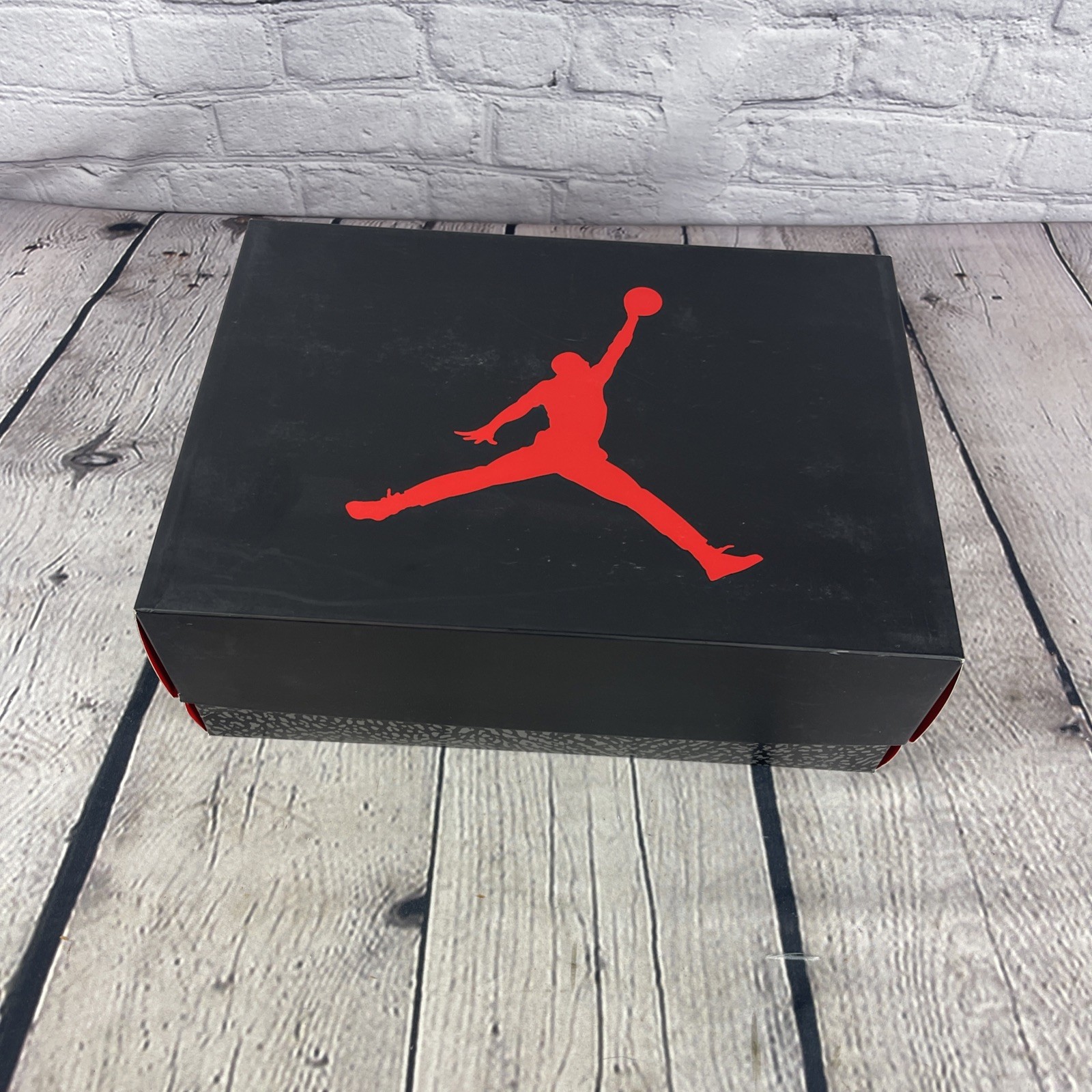 Jordan 3 Cyber Monday WITH BOX – Leather Black & White AJ3 Retro 2016 Size 8