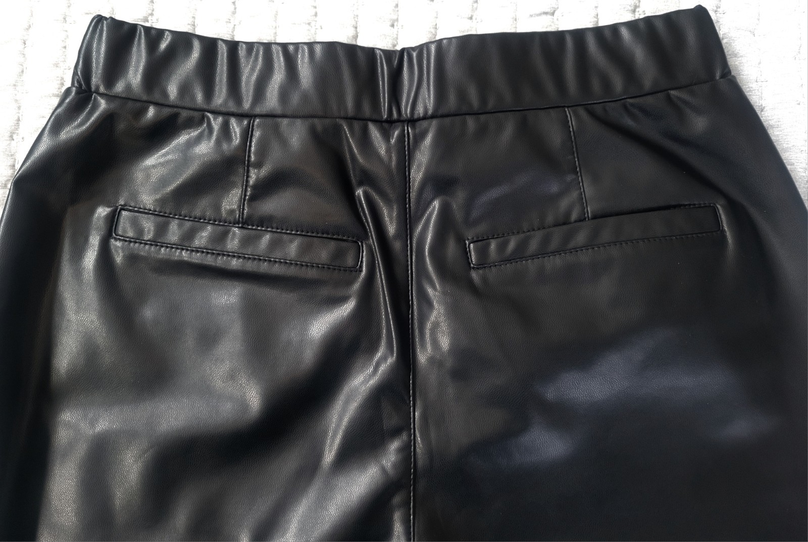 Denim & Co Size Small Luxe Faux Leather Pull On Pants A671833 NWOT