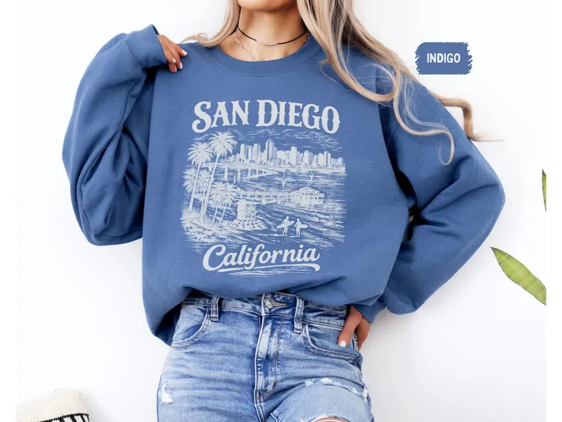 San Diego California Beach Scene Vintage Travel Souvenir Graphic Sweatshirt
