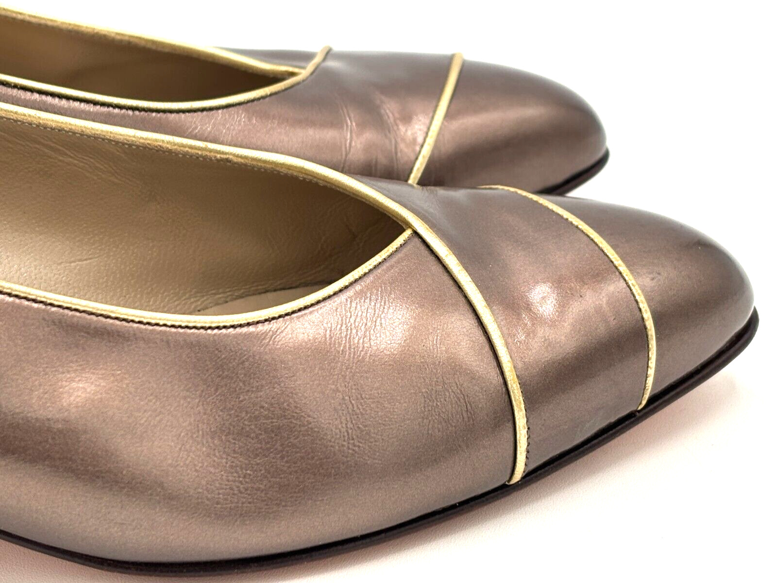 Salvatore Ferragamo Women’s Leather Pumps Sz 8B Bronze w Gold Trim DD10681 EUC