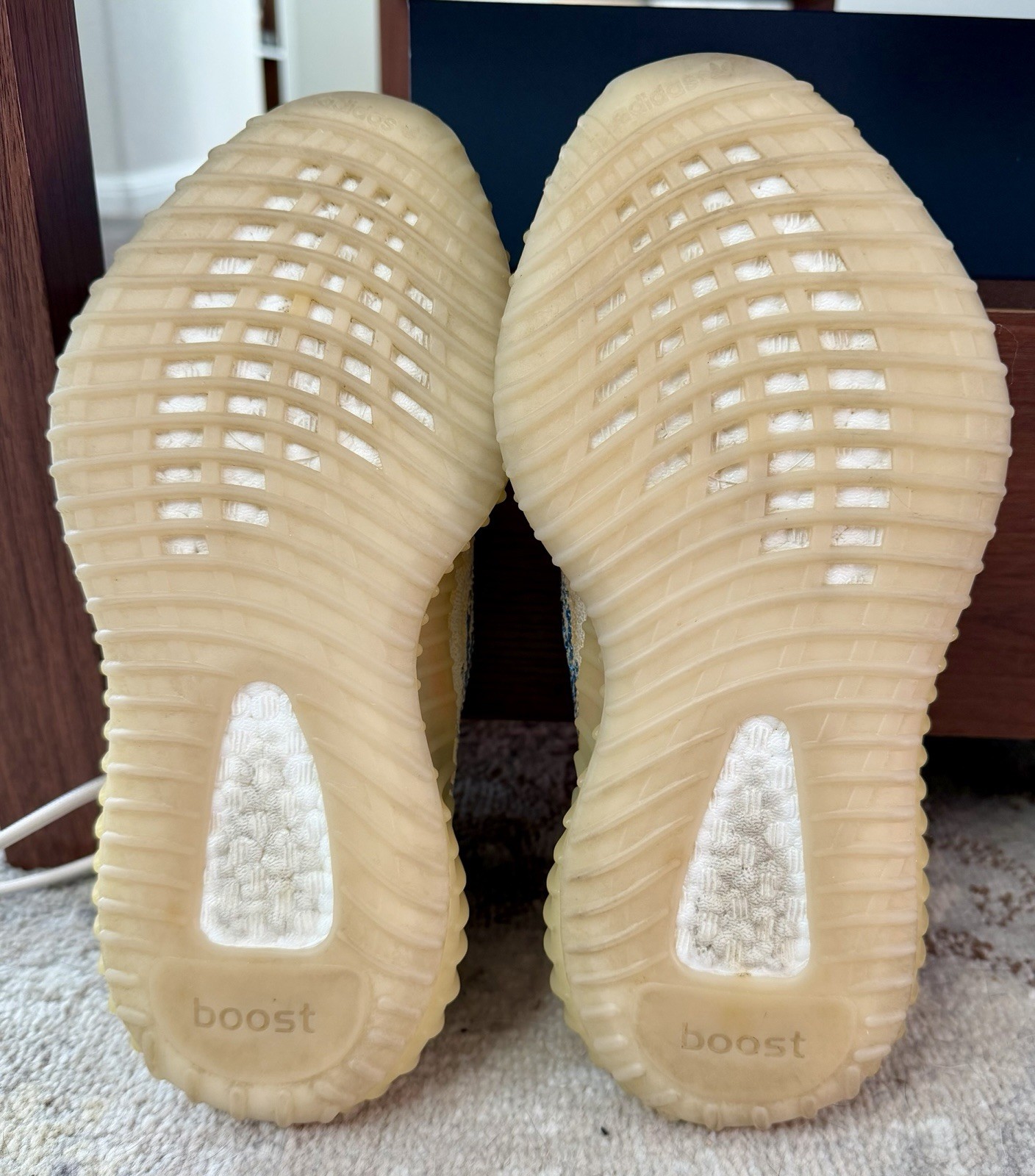 adidas Yeezy Boost 350 V2 MX OAT GW3773 Low Top Multicolor Kanye West Sneaker