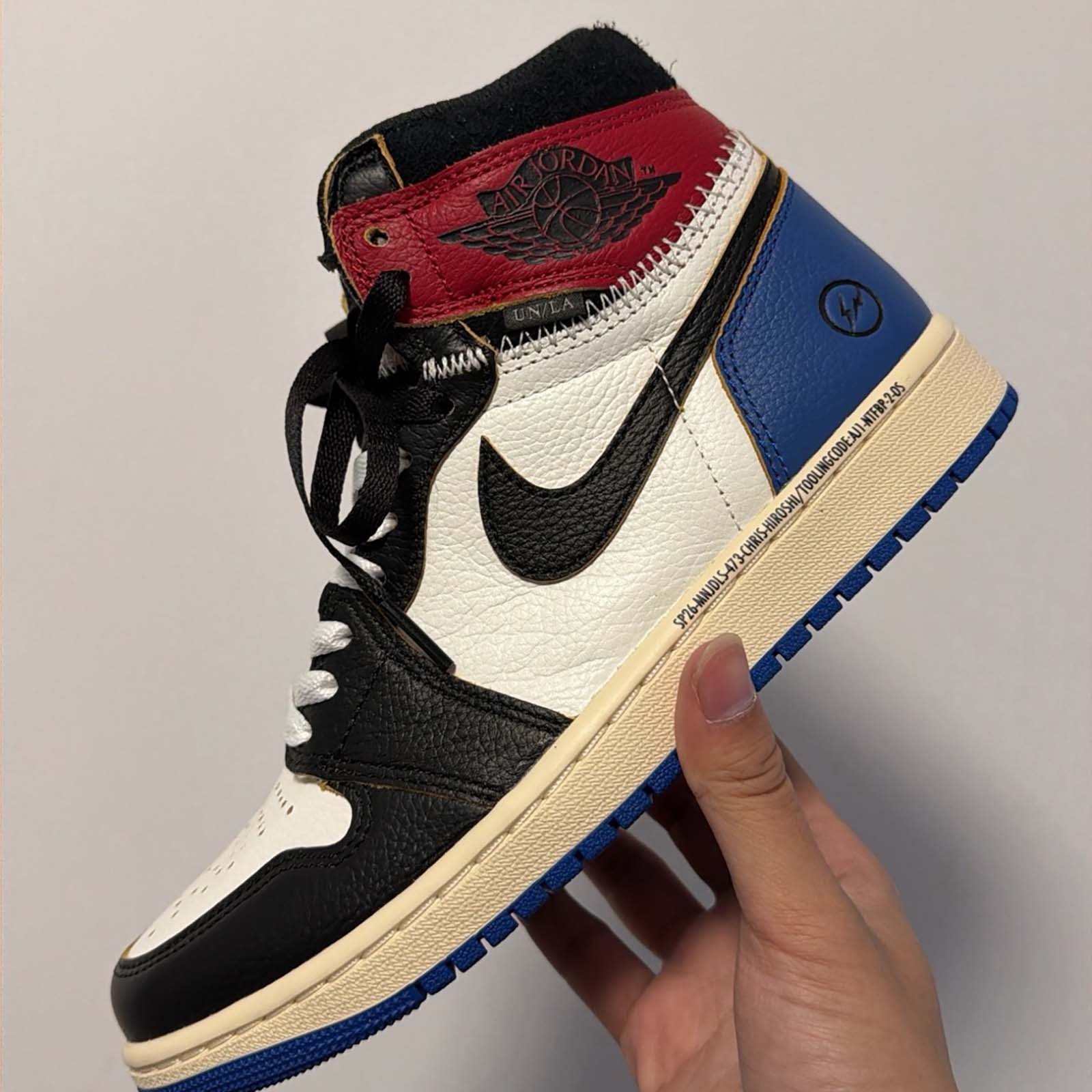 🛒IO7847-002 Varsity Red Union LA Fragment Design Jordan Air Jordan 1 High Men’s
