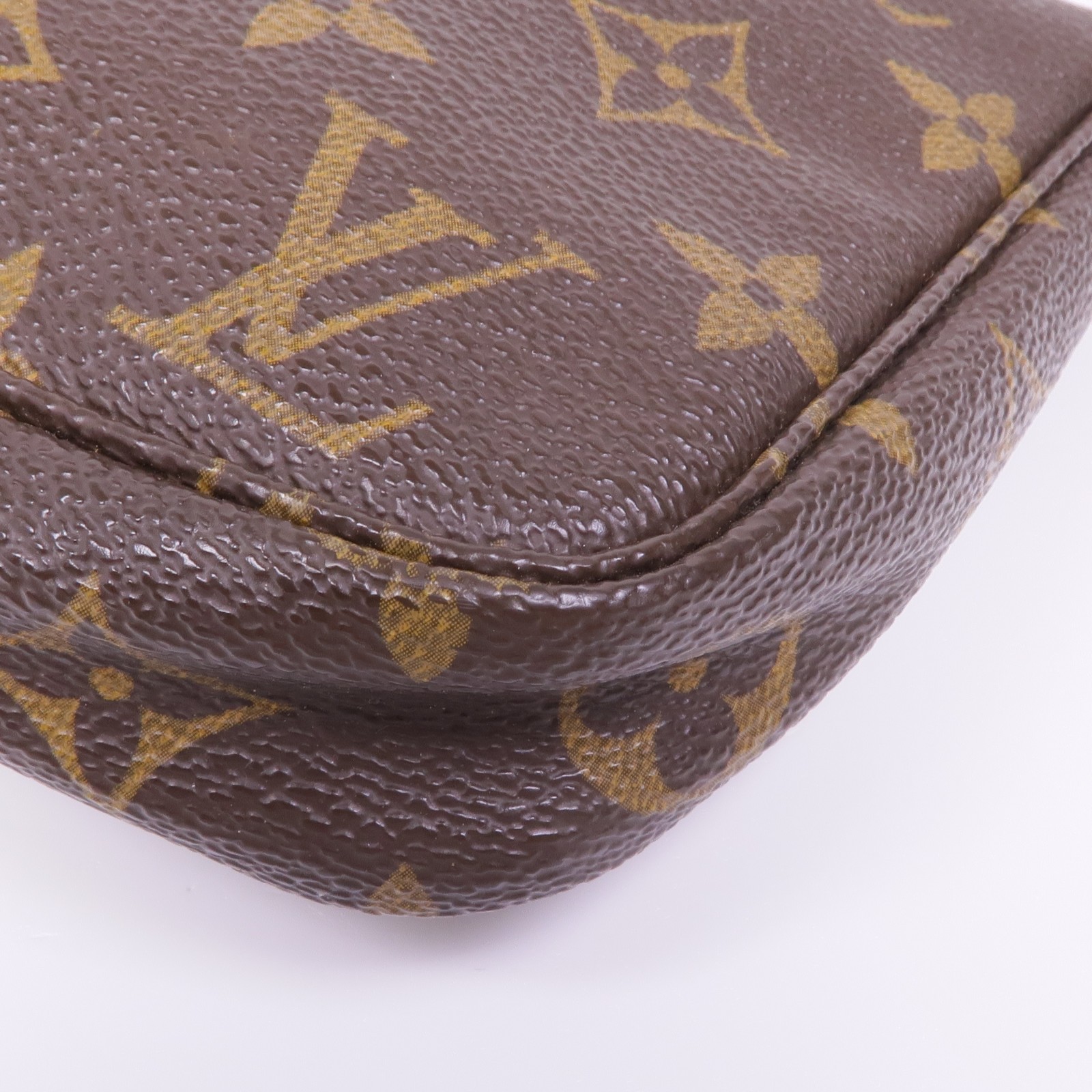 LOUIS VUITTON LV GHW Pochette Accessoires Pouch Handbag M51980 Monogram Brown