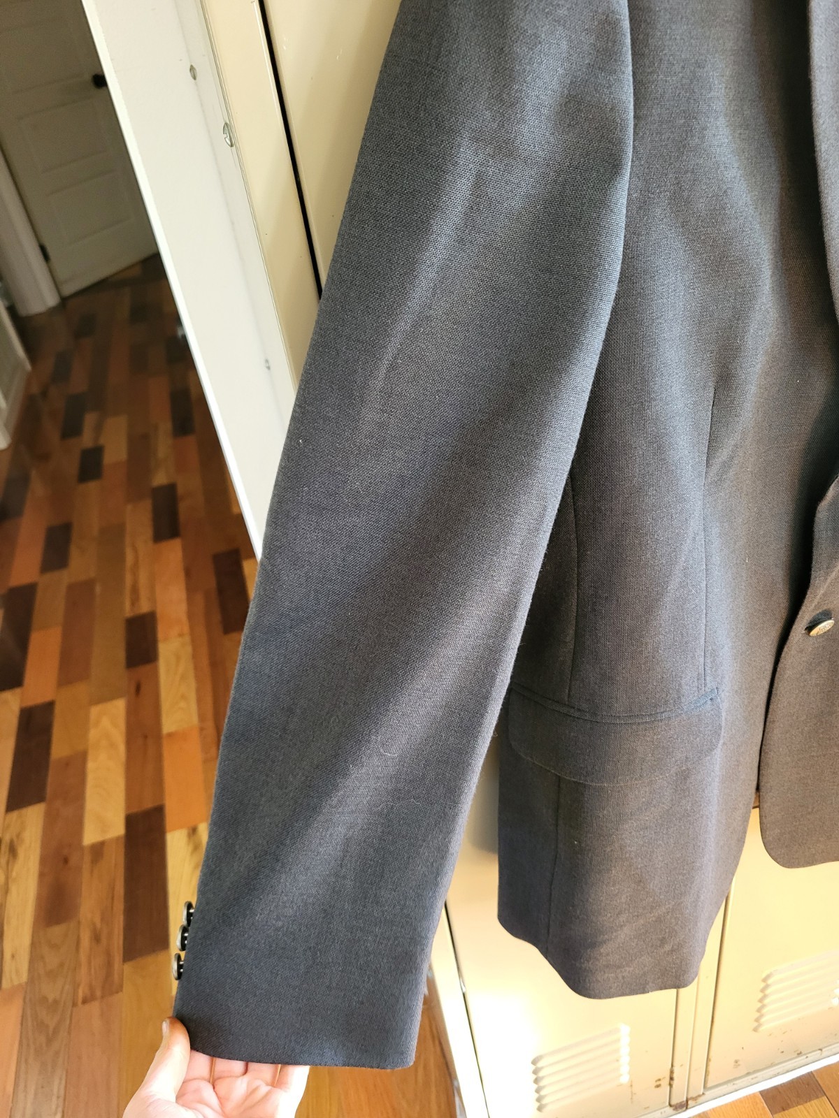 Stafford Grey blazer. Polyester/worsted Wool. Size 44L