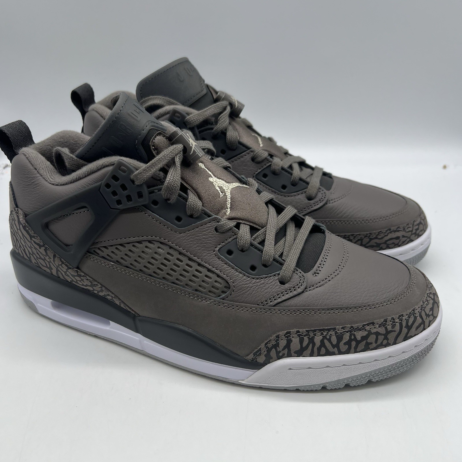 Air Jordan Spizike Low ‘Cave Stone’ Gray Sneakers Size 12 NEW FQ1759-201