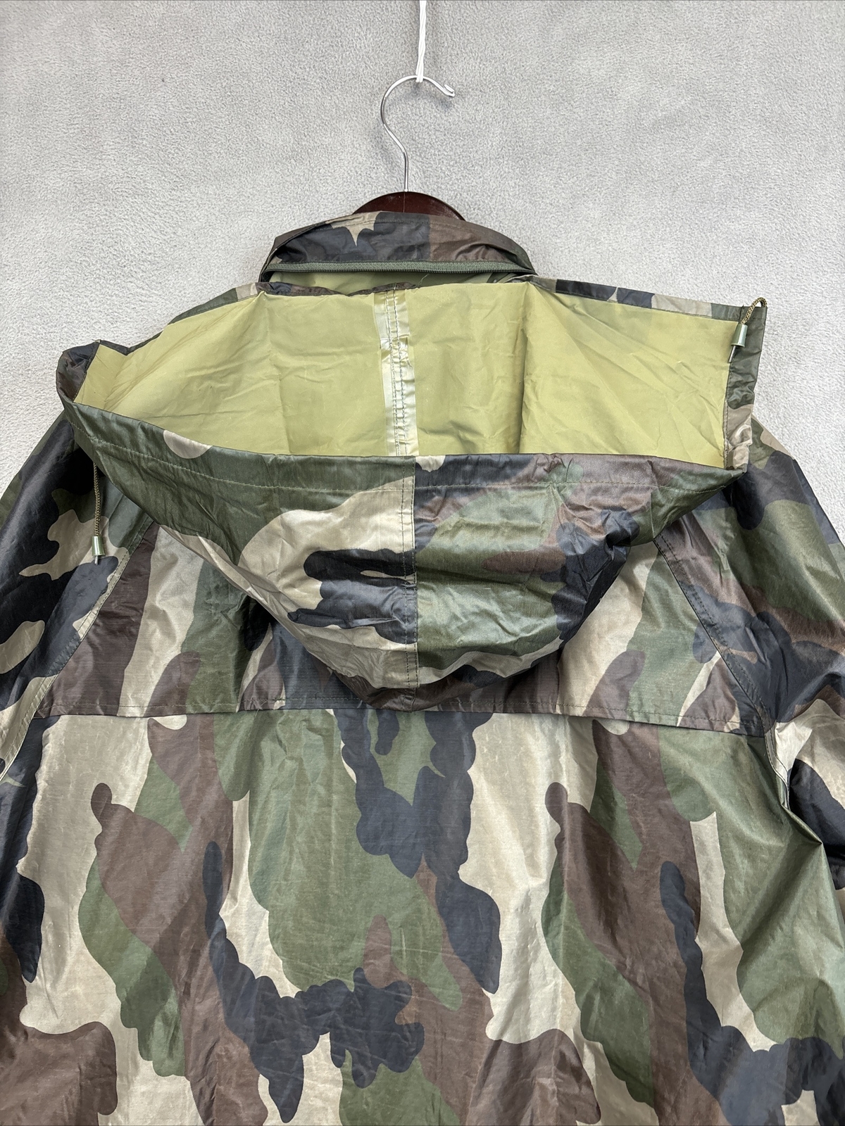 Mil-Tec by Sturm Men’s XL Frog Camo Green Rain Hunting Jacket Removable Hood