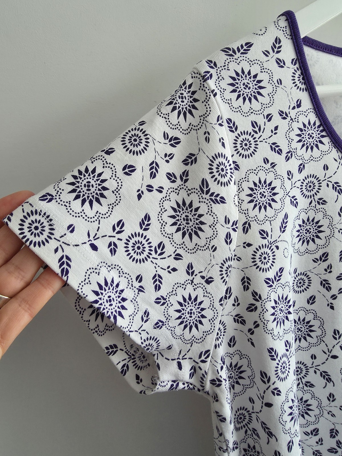 Debenhams Vintage Basic Top UK 16 100% Cotton Purple Mix Floral Casual Work New