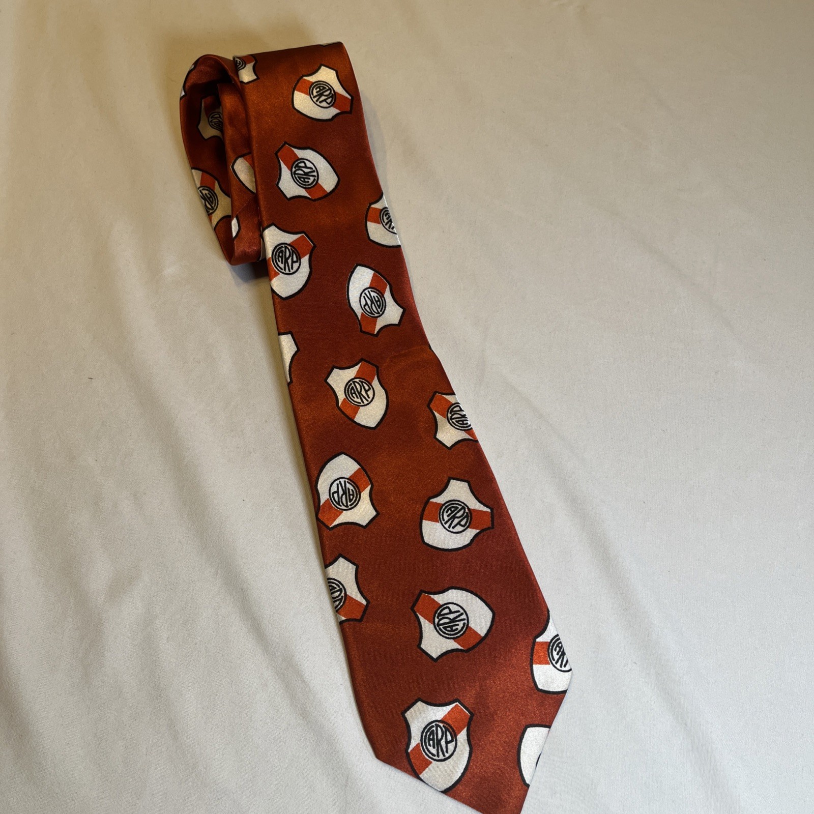 Necktie Argentina River Plate Futbol Soccer Hand Made Tie 56 x 3.5 Inches