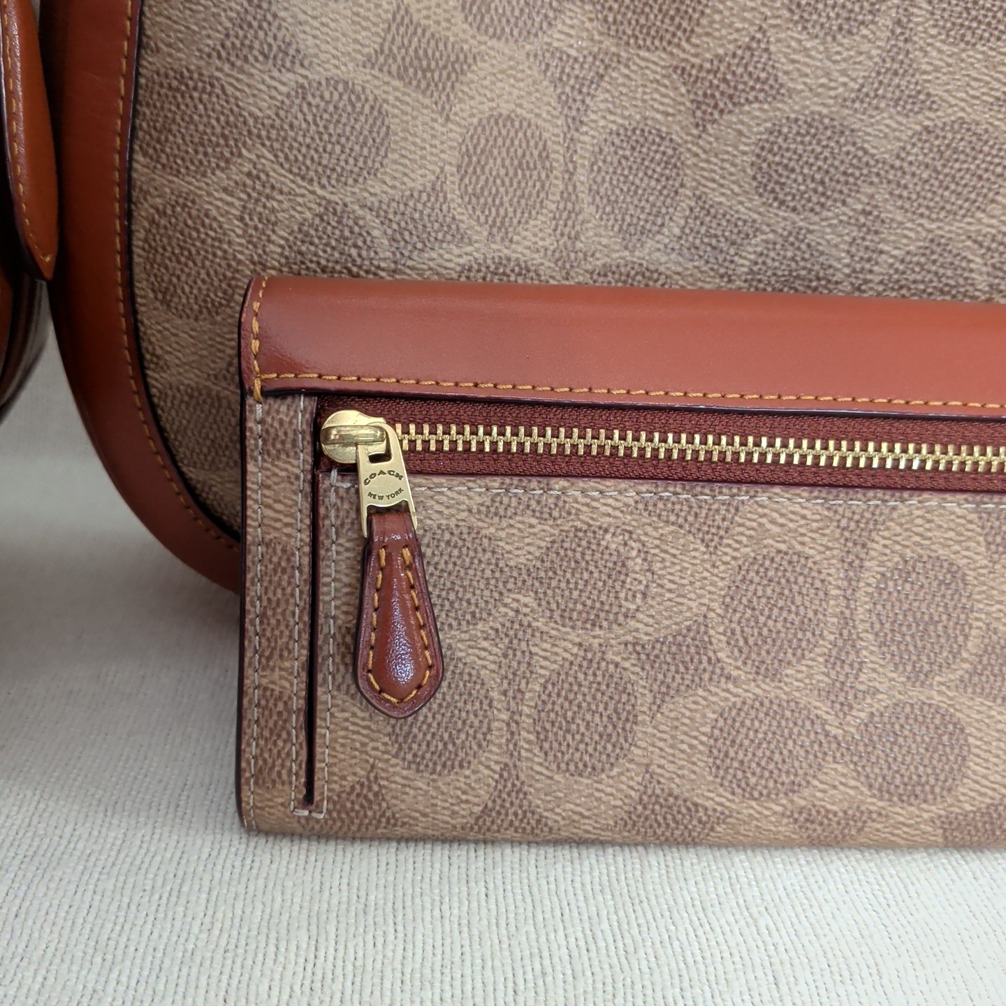 Coach 3-Piece Set: C4825 Lori & Sutton & Wallet in Leather-Tan Rust Collection