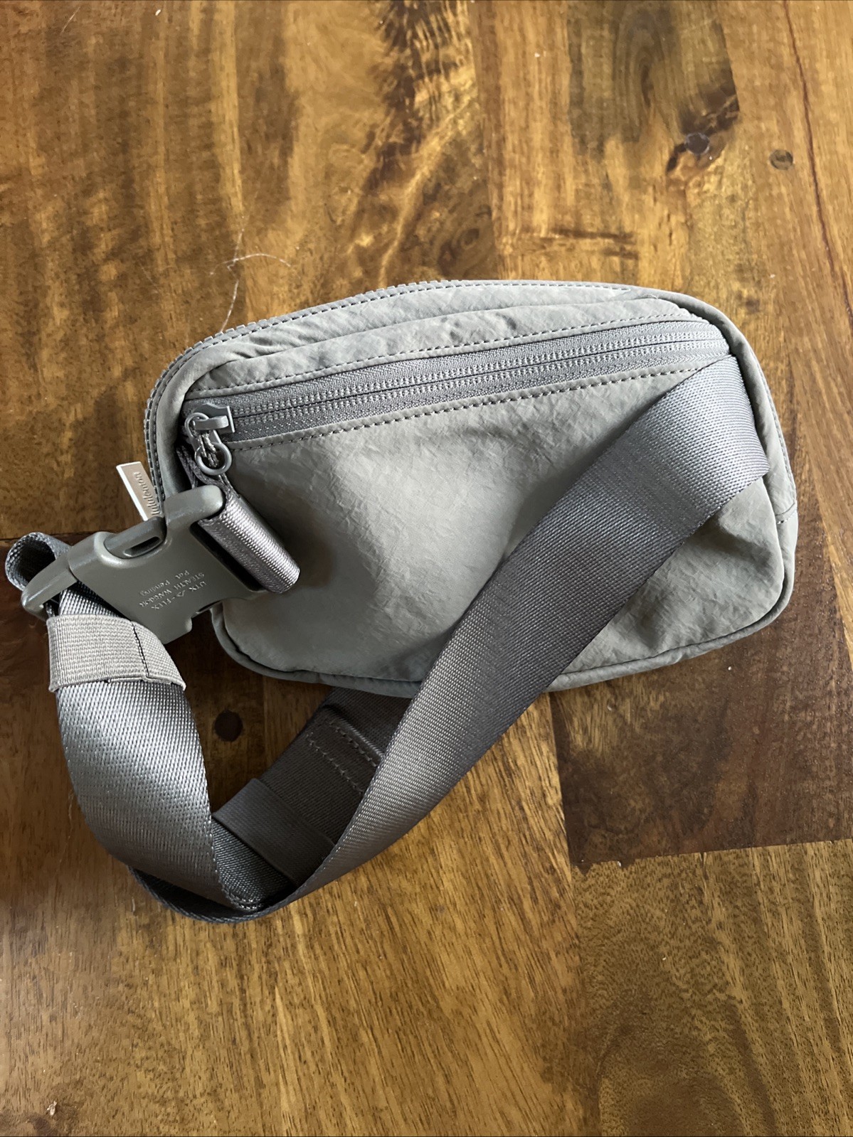Lululemon Everywhere Belt Bag 1L Grey Sage