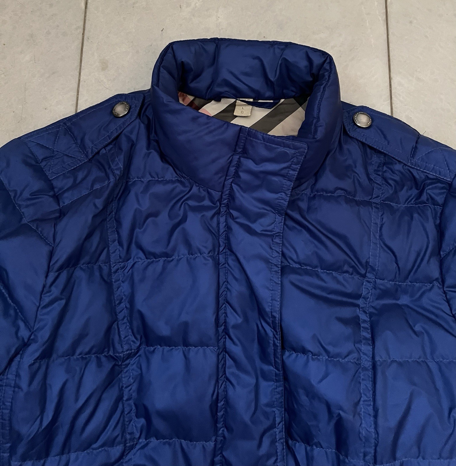Burberry Brit Women’s Blue puffer down jacket size Large
