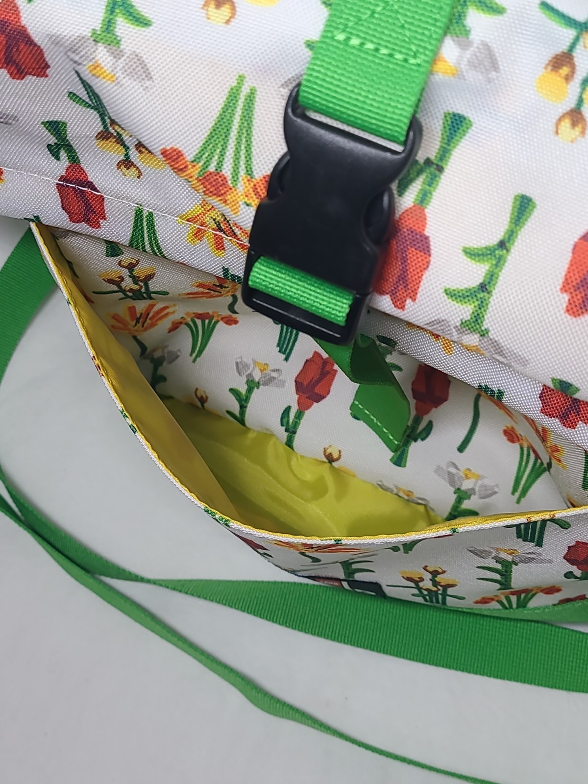LEGO LEGOLAND Floral Print Crossbody Messenger Bag Zip Buckle Green Strap