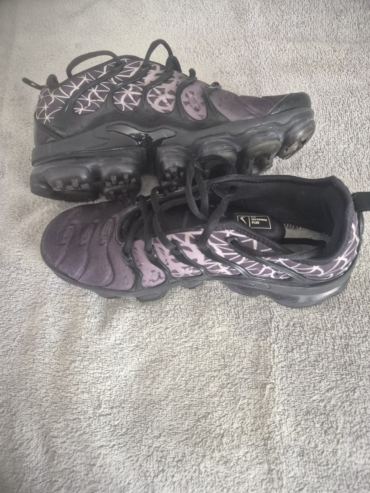 womens nike air vapormax plus