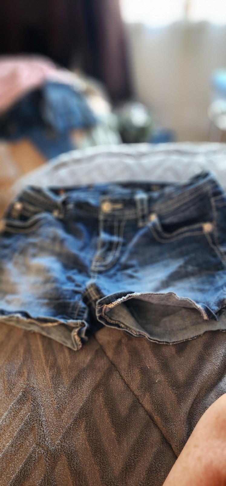 Miss Me Women’s Blue Denim Cut Off Shorts 29 Mid-Rise 5-Pocket Embroidered