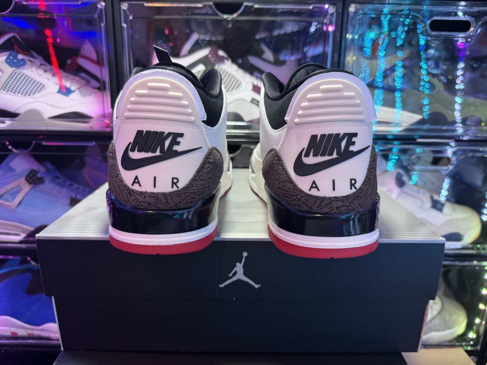 Size 12.5 – Air Jordan 3 Retro World’s Best Dad
