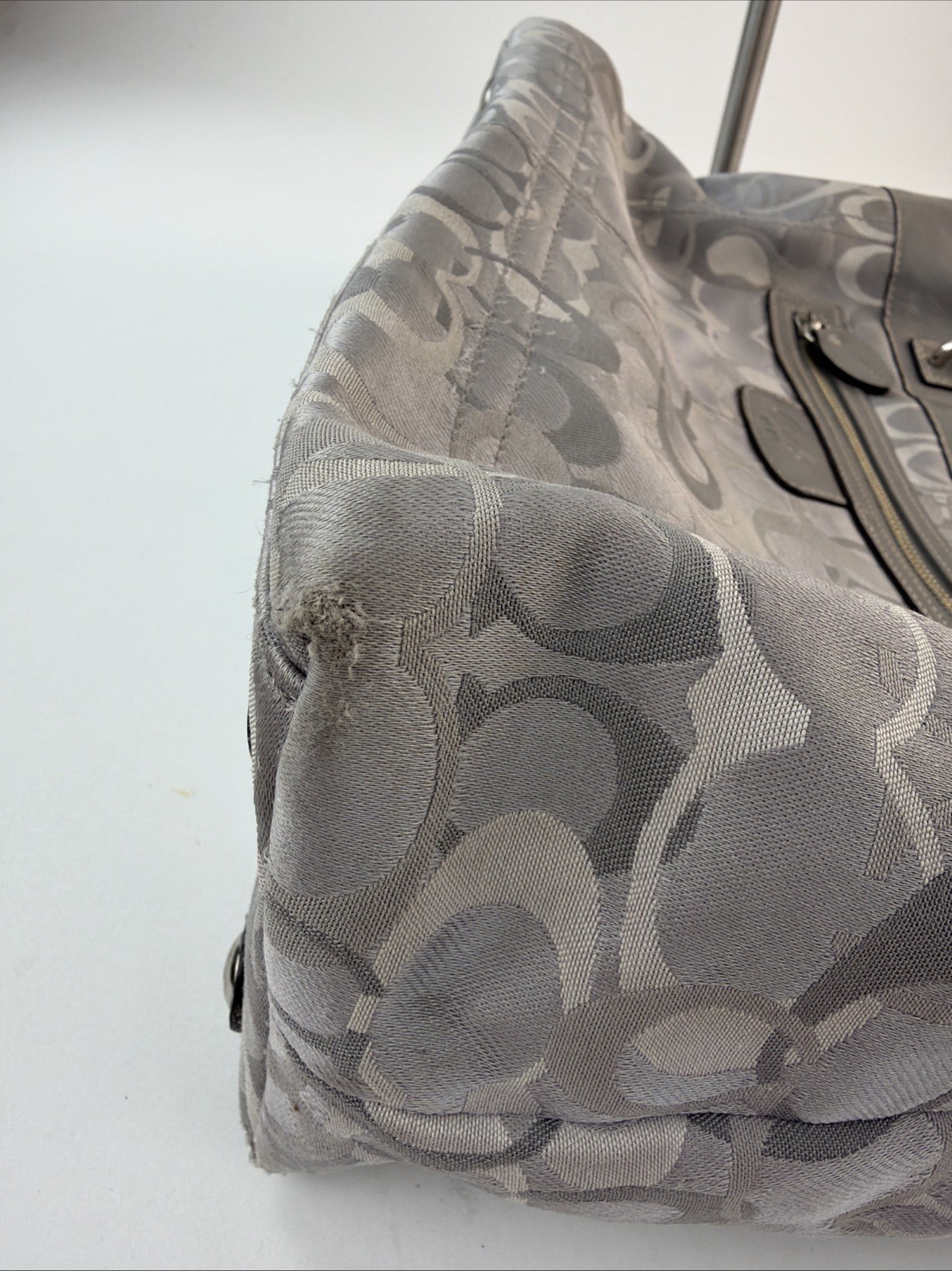 Coach Penelope Signature F15122 Jacquard/Patent Leather Silver Gray Tote
