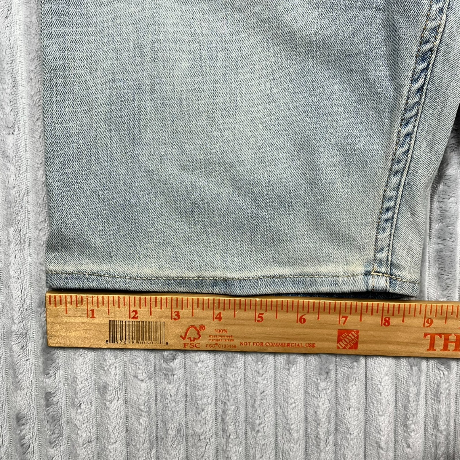 Levi’s Slim Short Youth 18 Reg Light Wash Stretch Comfort Adjustable Waistband