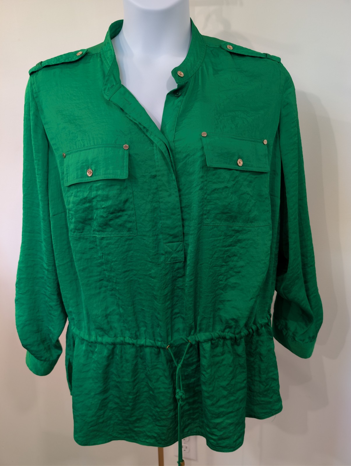 1017 Michael Kors – Green Button Front Drawstring Tunic Blouse Womens Size 2X