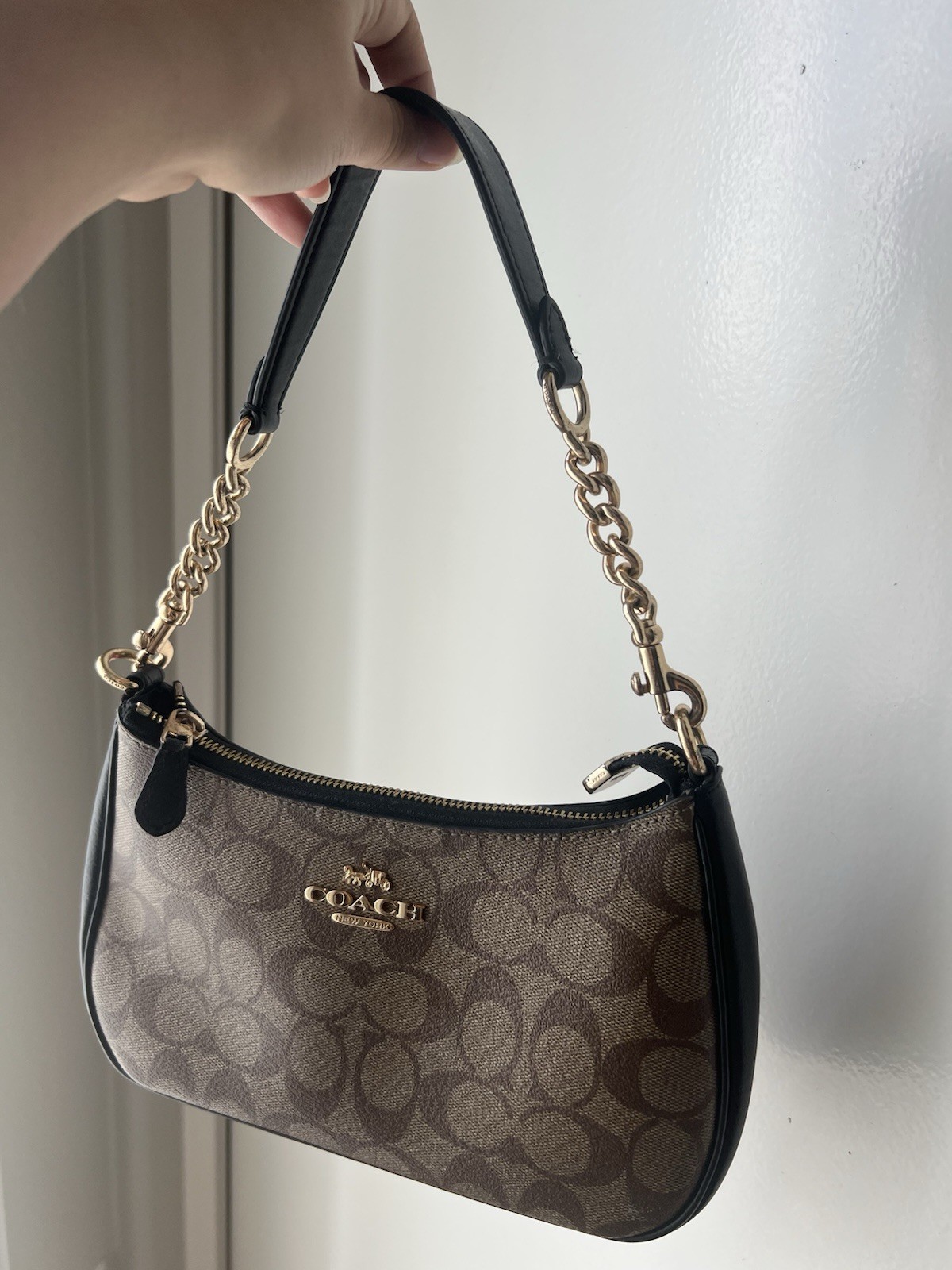 Coach Brown/Black Signature Logo Small Shoulder Bag Zip Top Chain Detachable