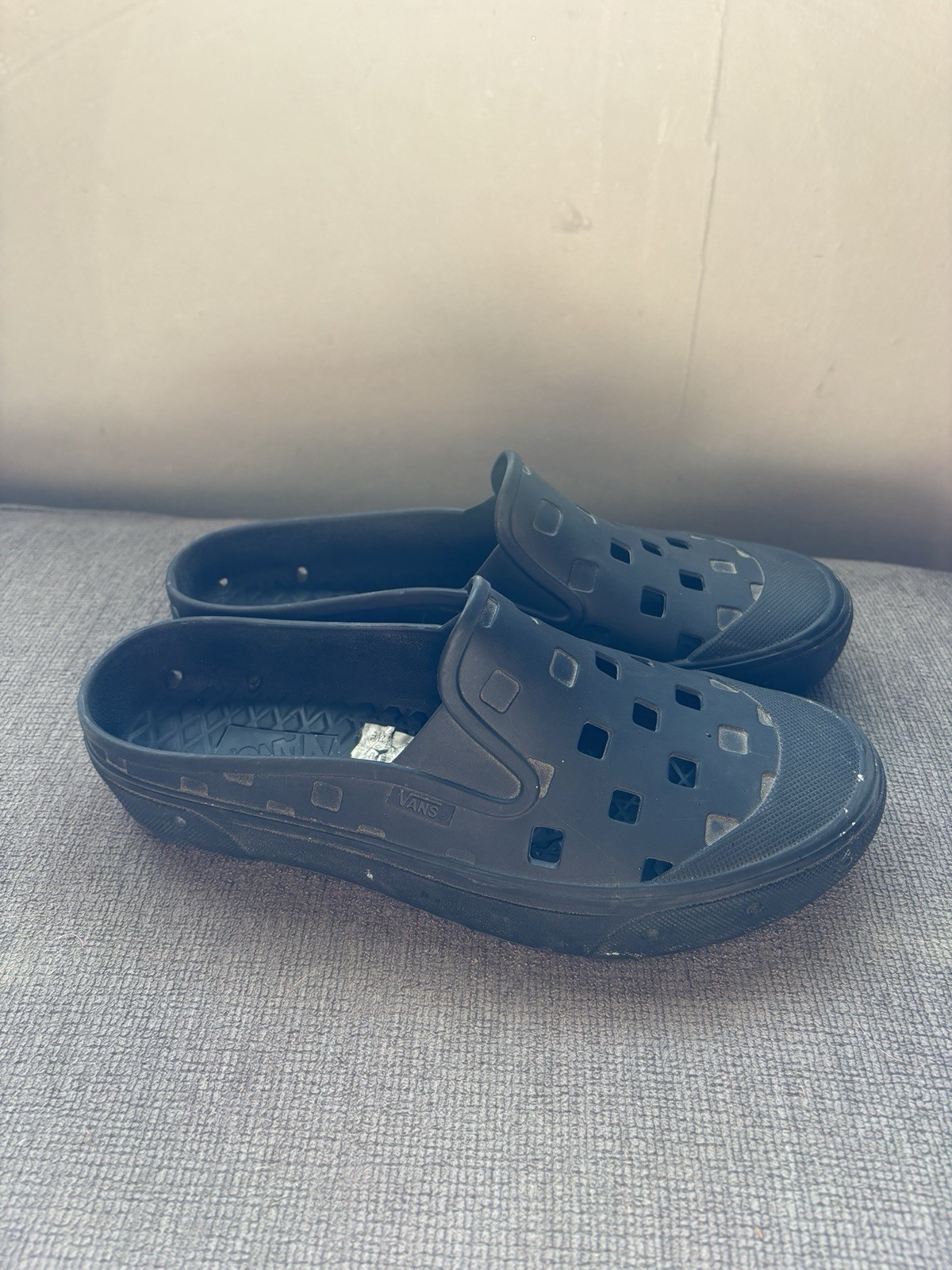 Vans MTE Slip-On Mule TRK Black VN0005V8BLK Men’s Size 8 Rubber Slip On