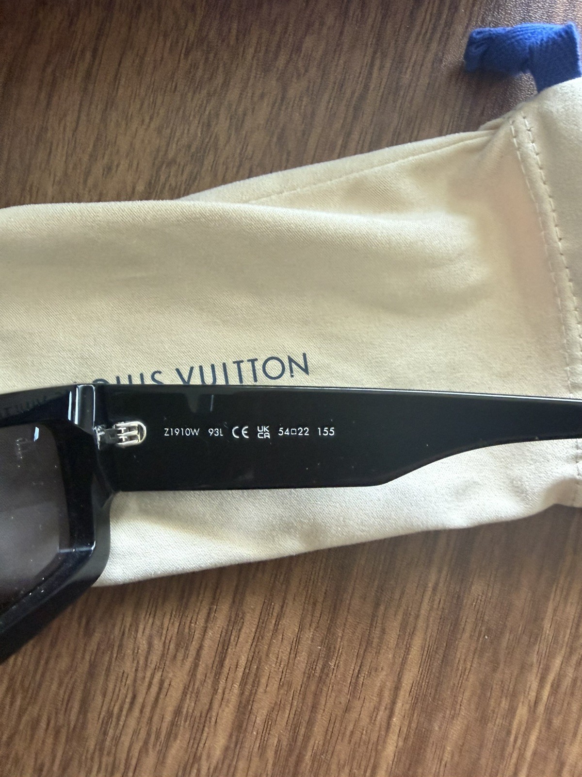 Louis Vuitton Z1910W 93L Clash Square Sunglasses- worn once only