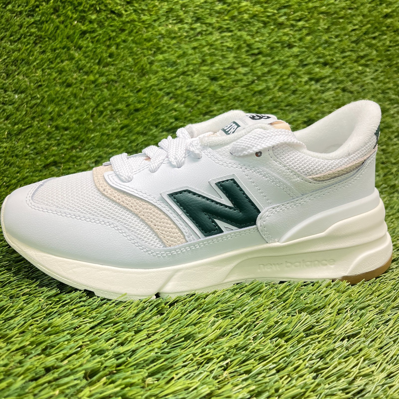 New Balance 997R Womens Size 5.5D Gray Green Athletic Leather Shoes Sneakers