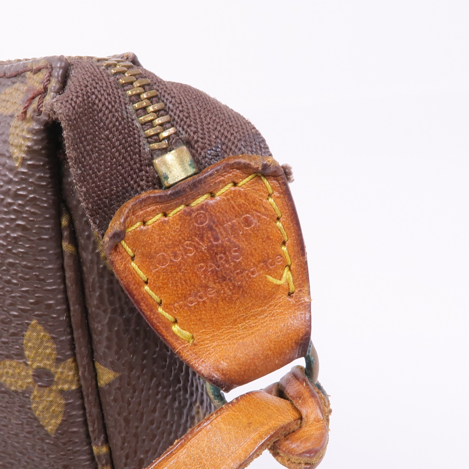 LOUIS VUITTON LV GHW Pochette Accessoires Pouch Handbag M51980 Monogram Brown
