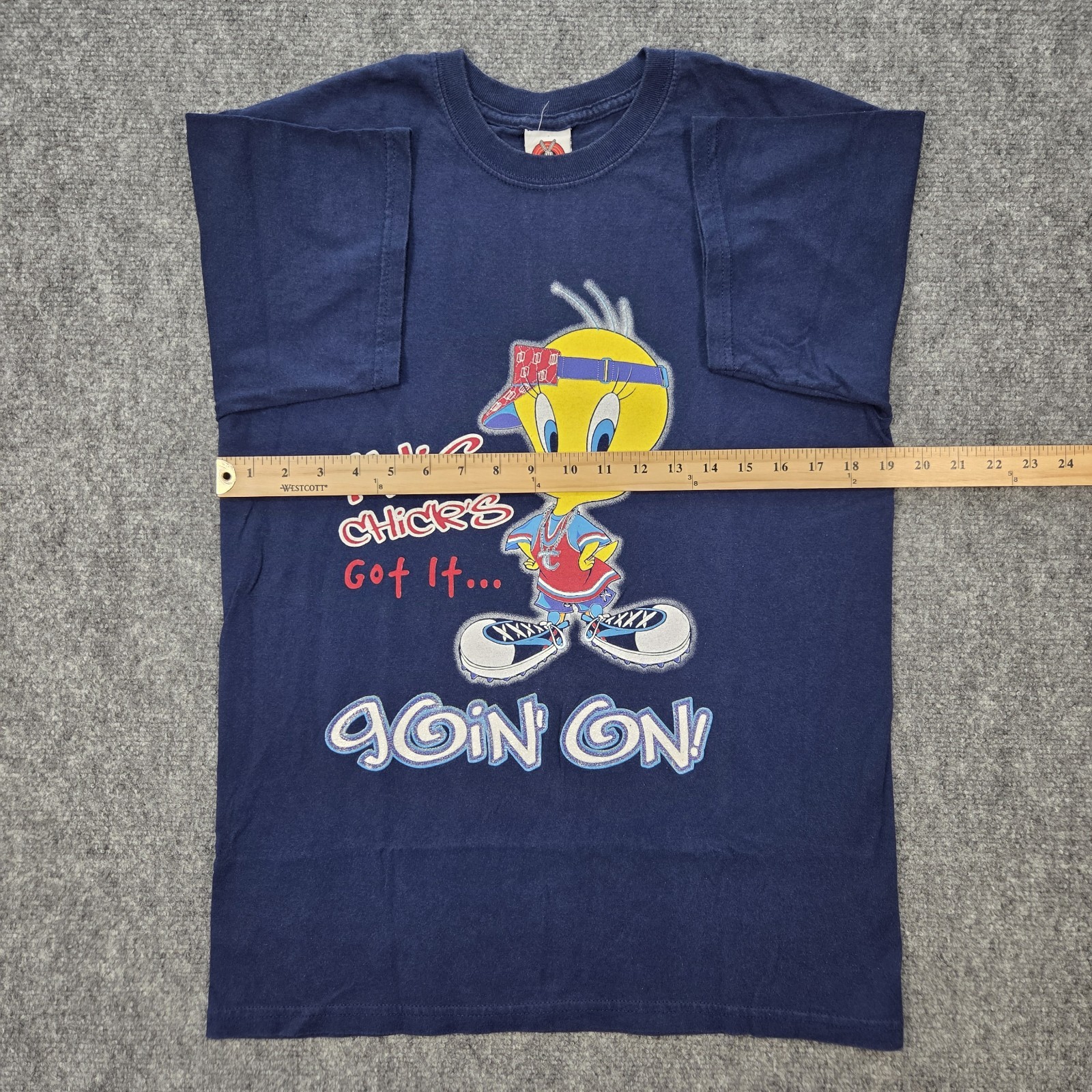Looney Tunes Tweety Bird T-Shirt Size M This Chicks Got It Going On Graphic Blue
