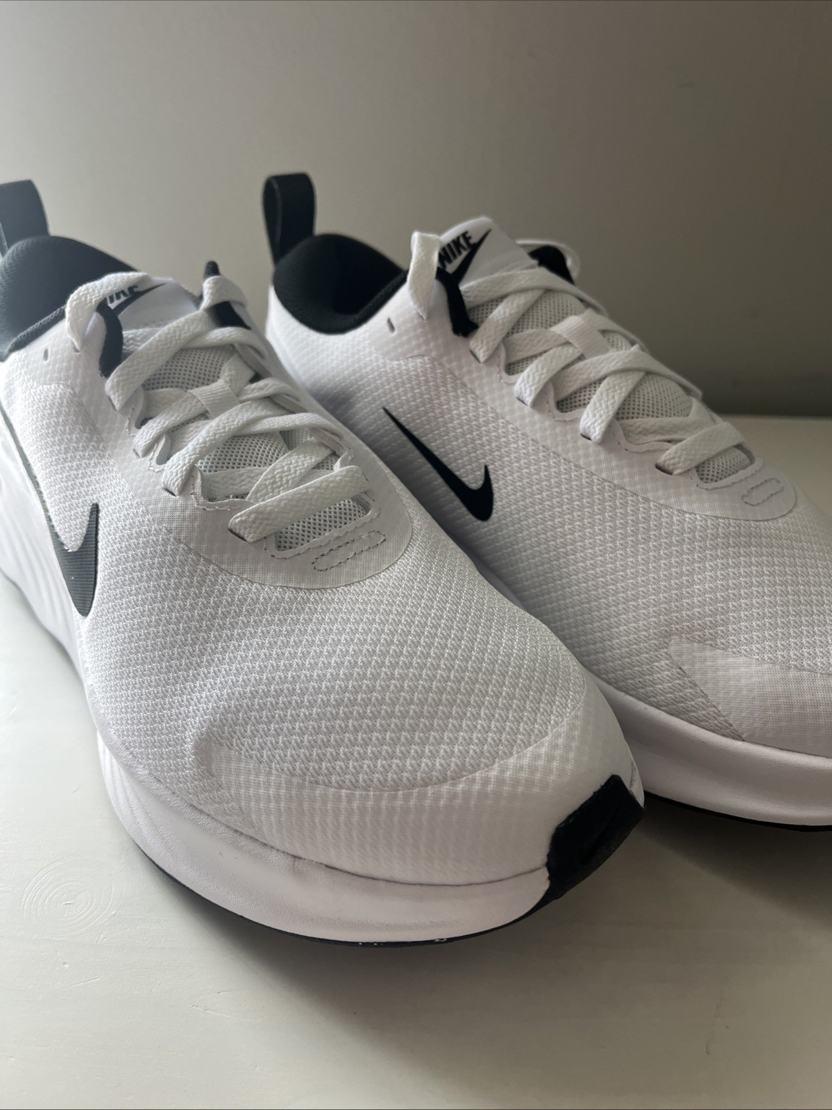 Nike Promina Mens 8.5 White Black Athletic Running Shoes Sneakers FV5285-101