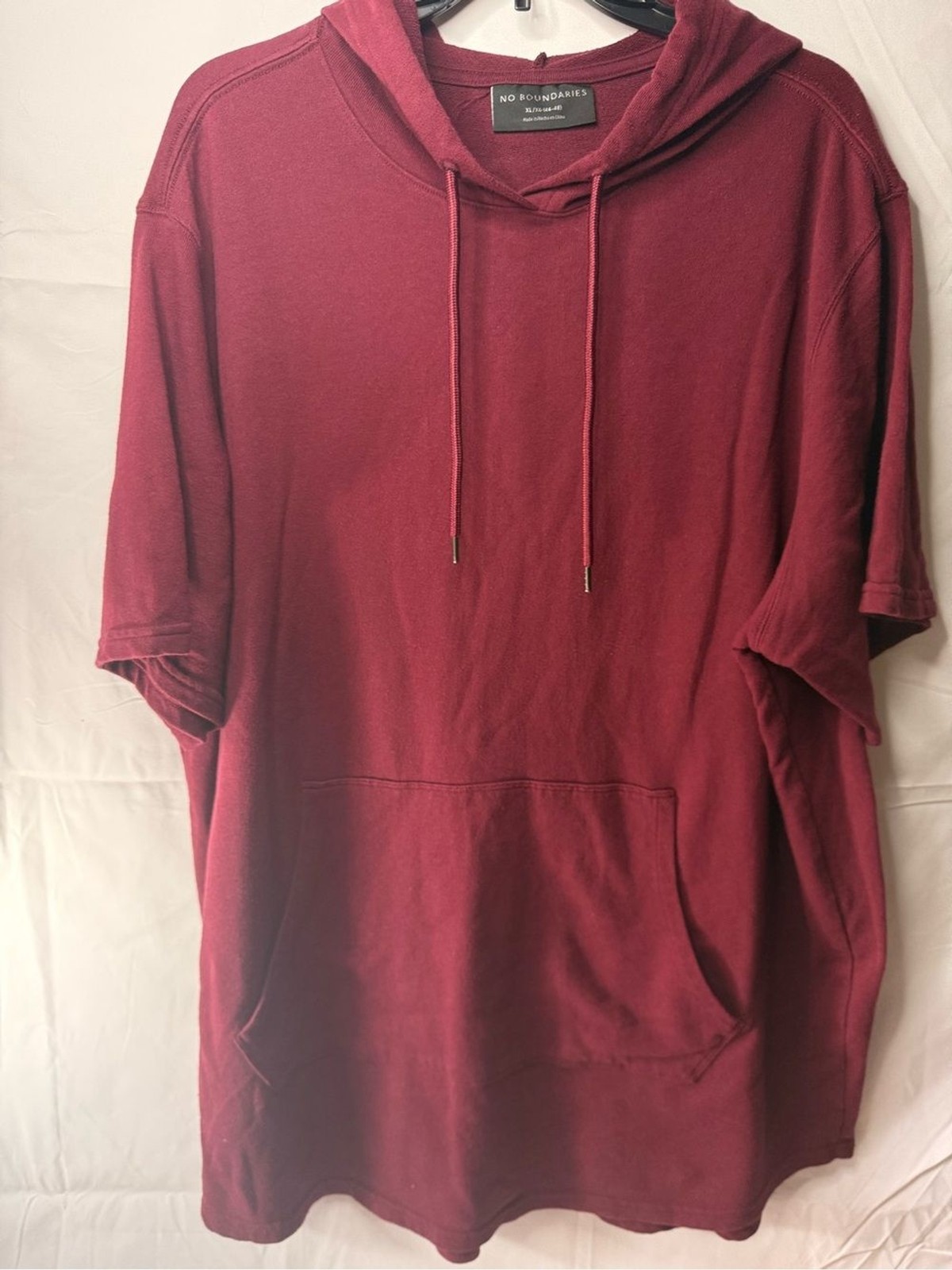 No Boundaries Men’s Short-Sleeve Hoodie – Wine/Burgundy
