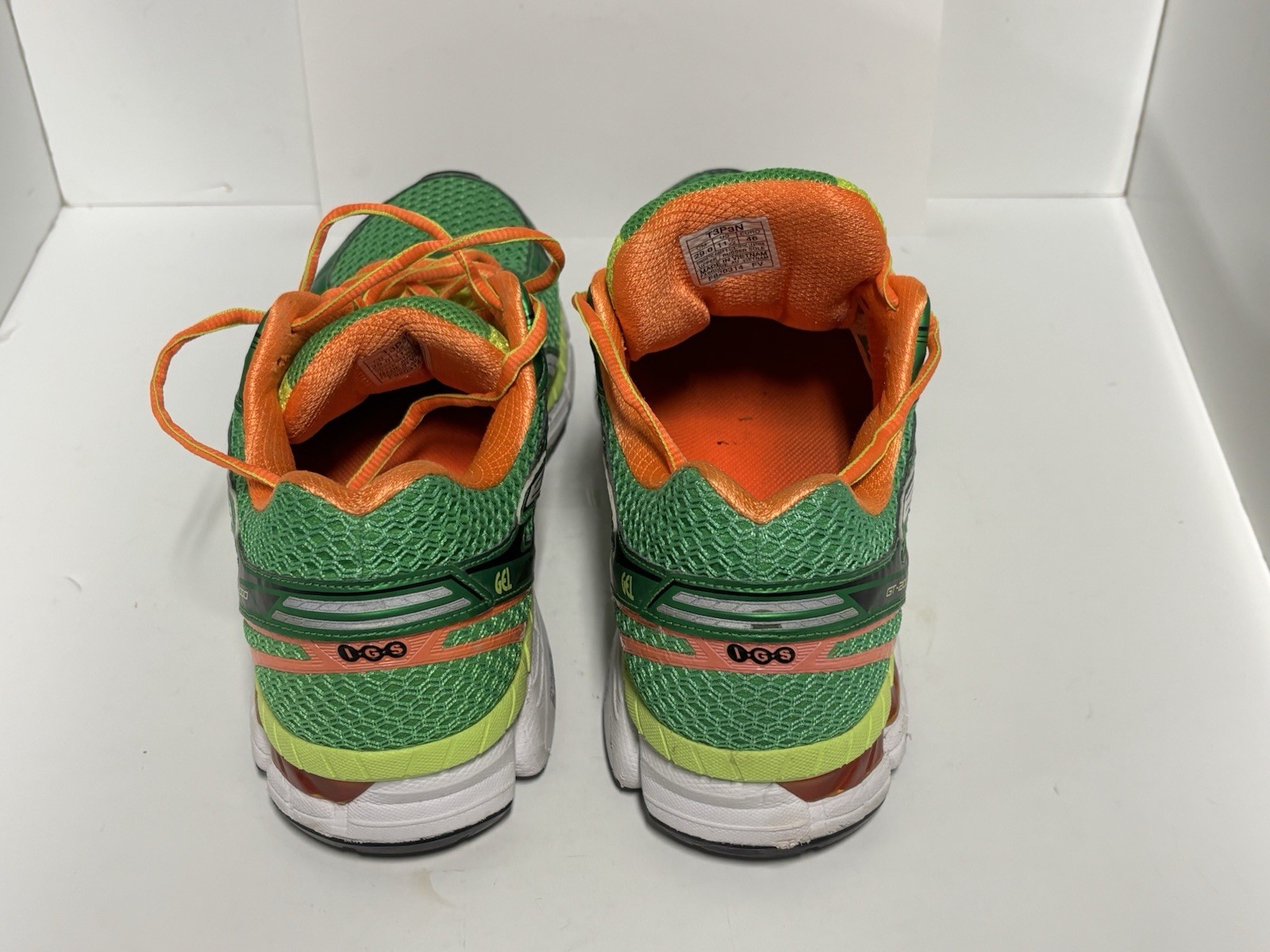 ASICS GEL Mens GT-2000 2 Classic Green White Orange Clownfish Running Shoe-11.5