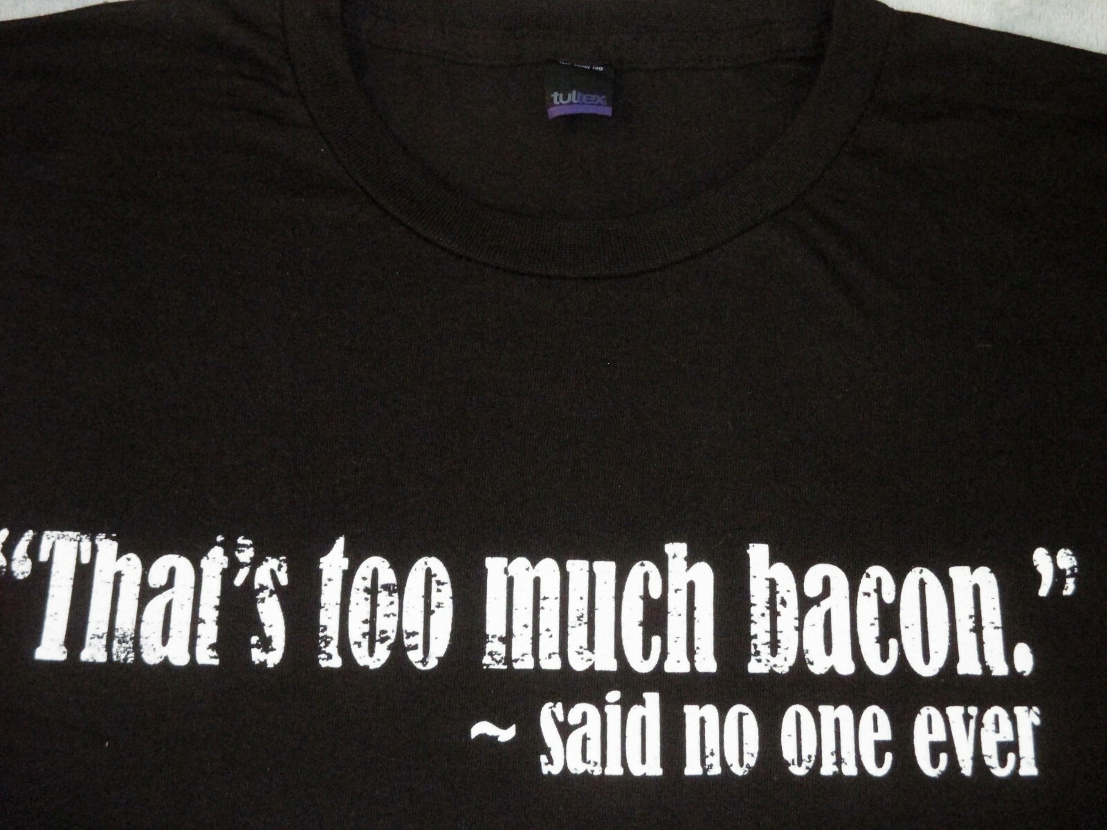 “THAT’S TOO MUCH BACON” (Said No One Ever) BOB EVANS Farms FUNNY T-SHIRT Men’s L