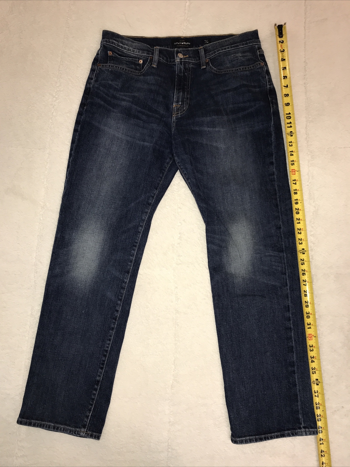 LUCKY BRAND ~ Men’s “121 Slim” Jeans ~ 34×30 (measured) 98% Cotton 2% Elastane