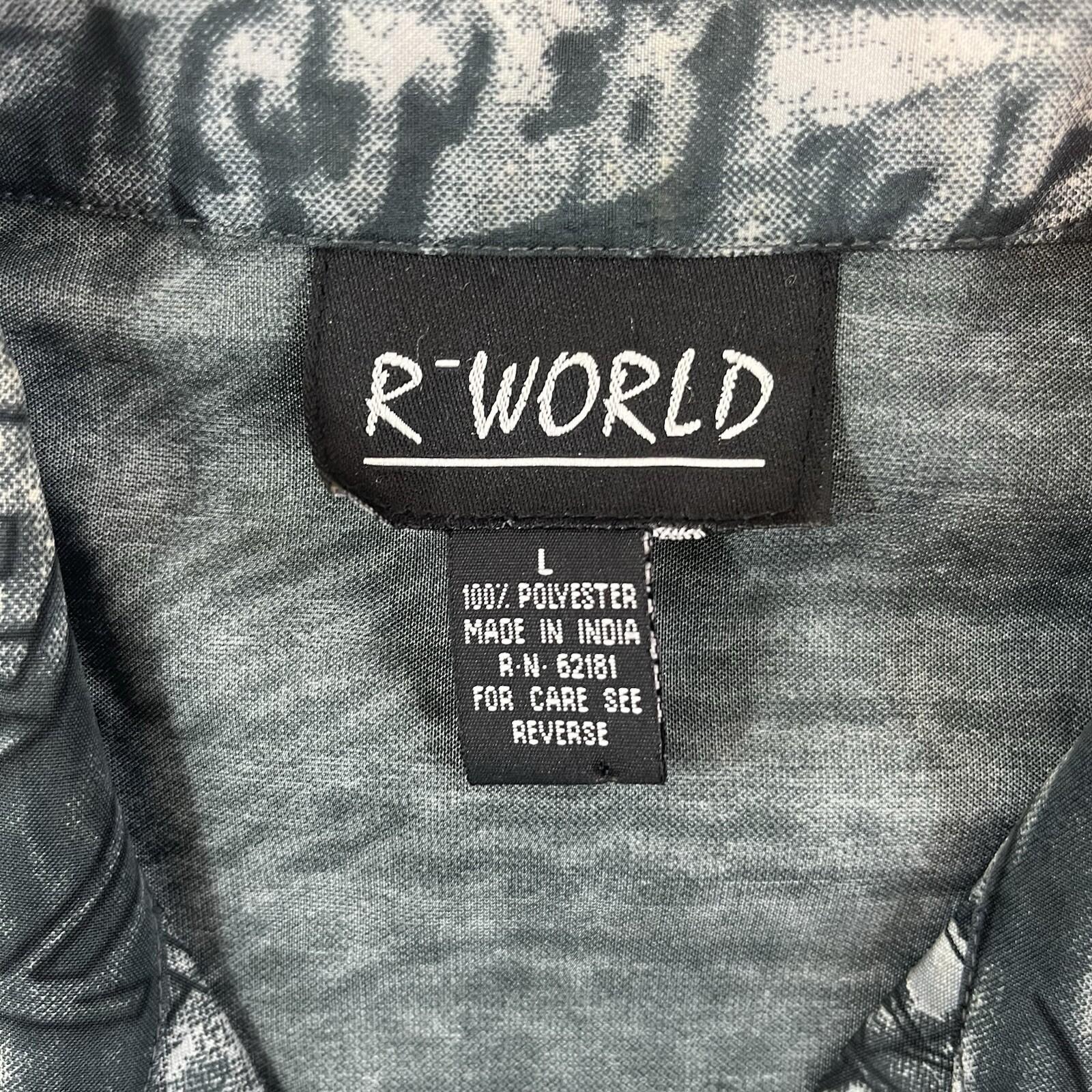 Vtg R-WORLD Japanese Samurai Anime All Over Print Graphic Button Up Shirt Sz LG