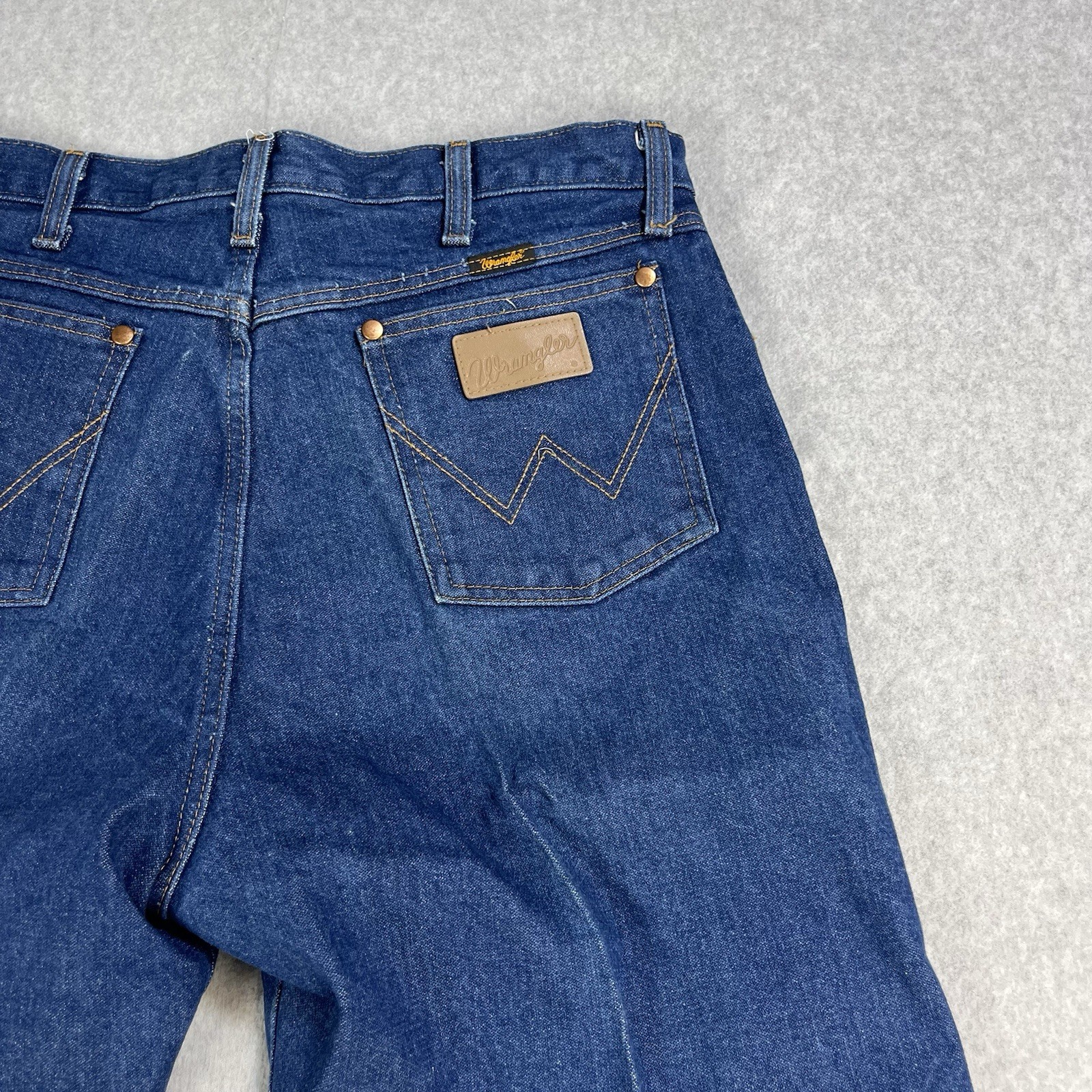 Vintage Wrangler 13MWZ Cowboy Cut Jeans Mens 35×38 Blue Dark Wash Straight Fit