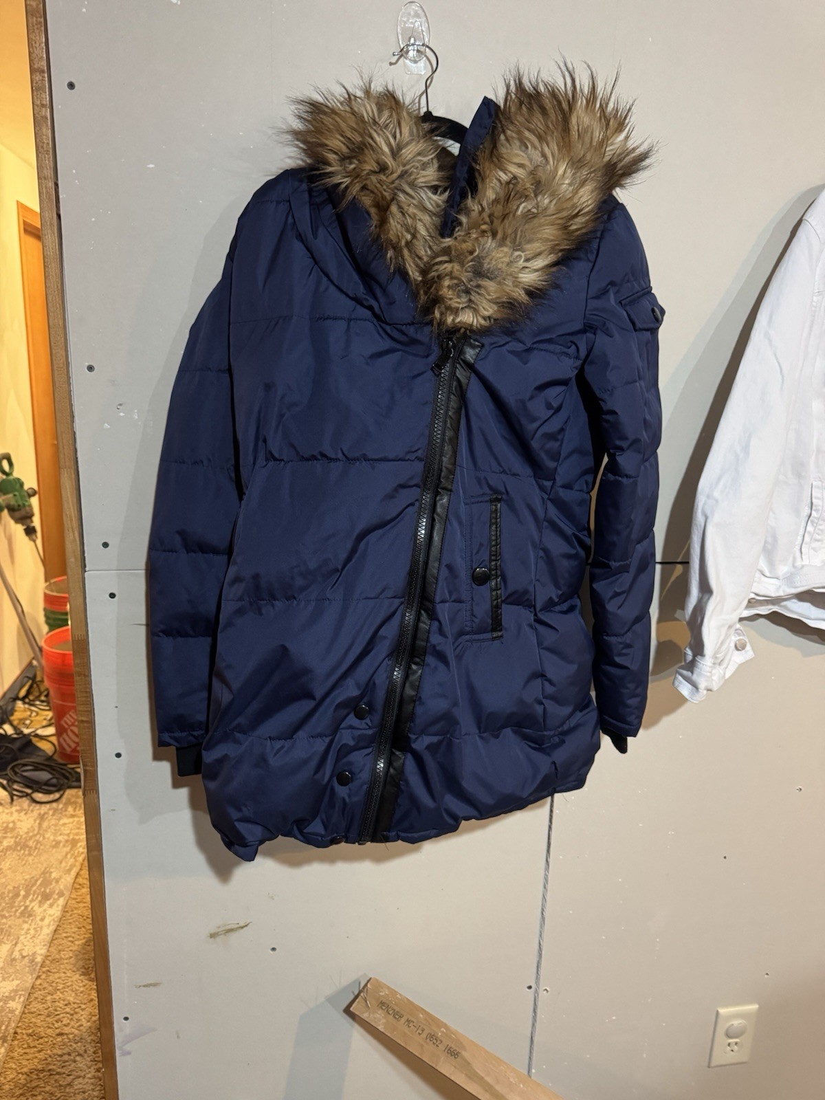 Celsius Premium Women’s Fur Trimmed Hooded Lined Full Zip Puffer Jacket Sz M
