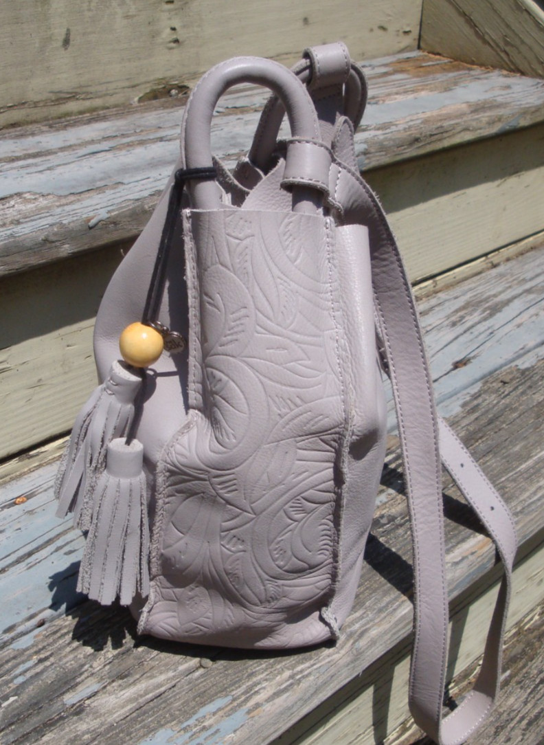THE SAK Los Feliz Embossed Crossbody Gray Leather Boho Handbag Hippie Bag Fringe