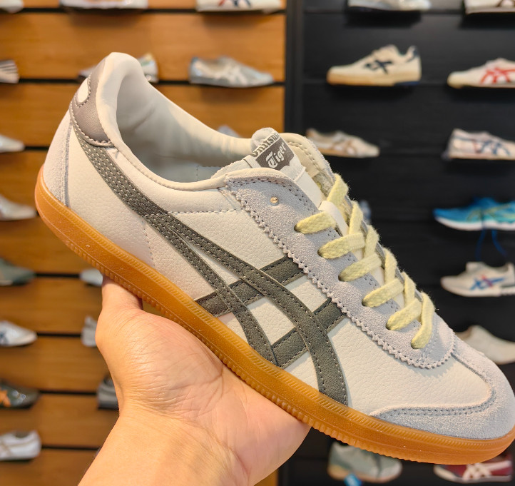 Onitsuka Tiger (Ghostown Tiger) Tokuten (Light Gray)