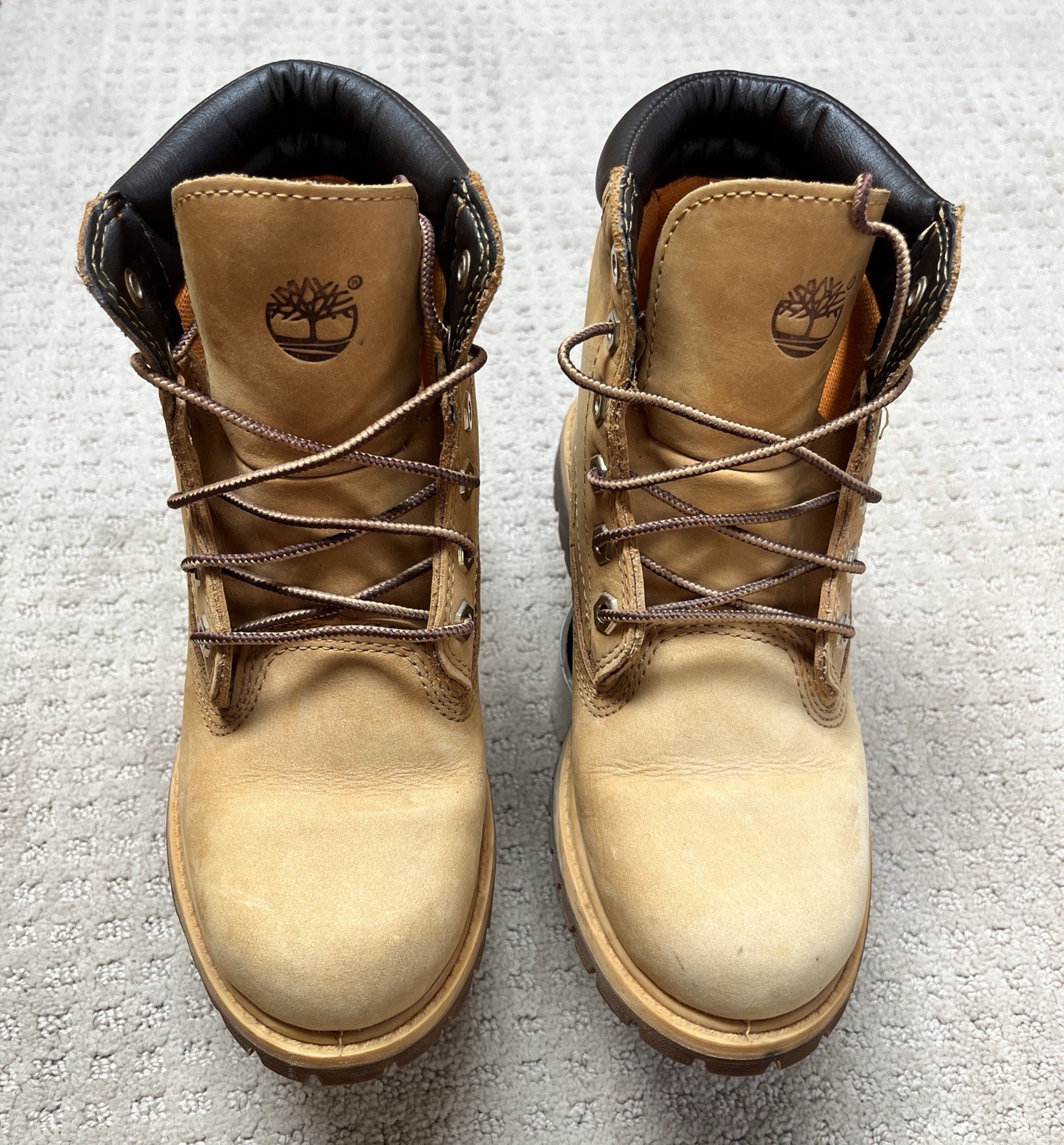 TIMBERLAND – Women’s Waterville 6 inch boots Shoe Size 6M