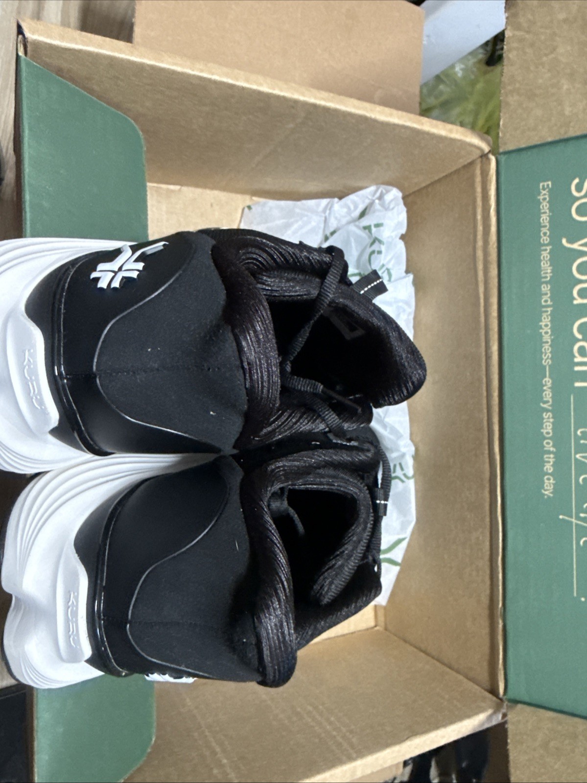 Kuru Atom 2 Men’s Sneakers Jet Black/Bright White, Size 10