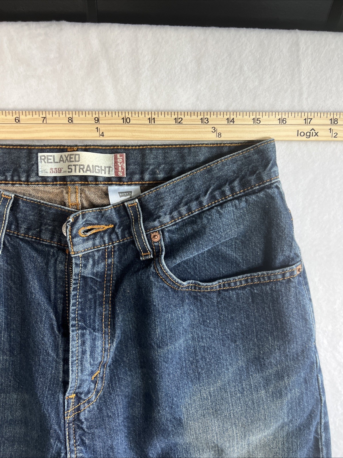 Levi’s 559 Men’s Jeans 32 Relaxed Fit Straight Leg 100% Cotton Medium Wash Blue