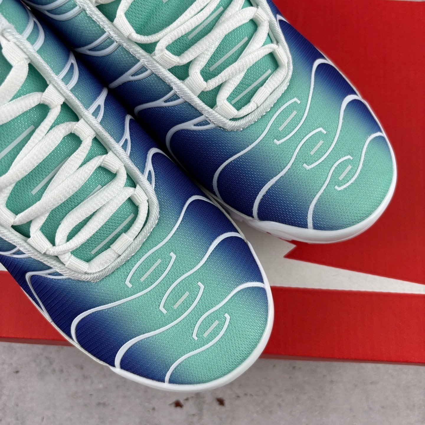 Nike Air Max Plus TN SE ‘Midnight Aqua’ Men Sneakers