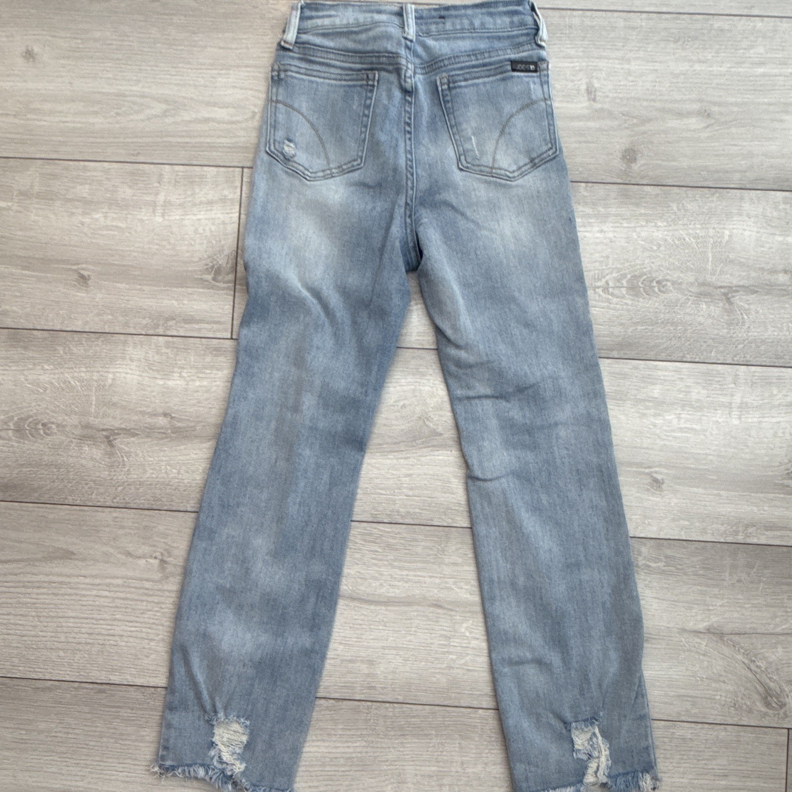 Joe’s kid jeans size 12. Great condition.