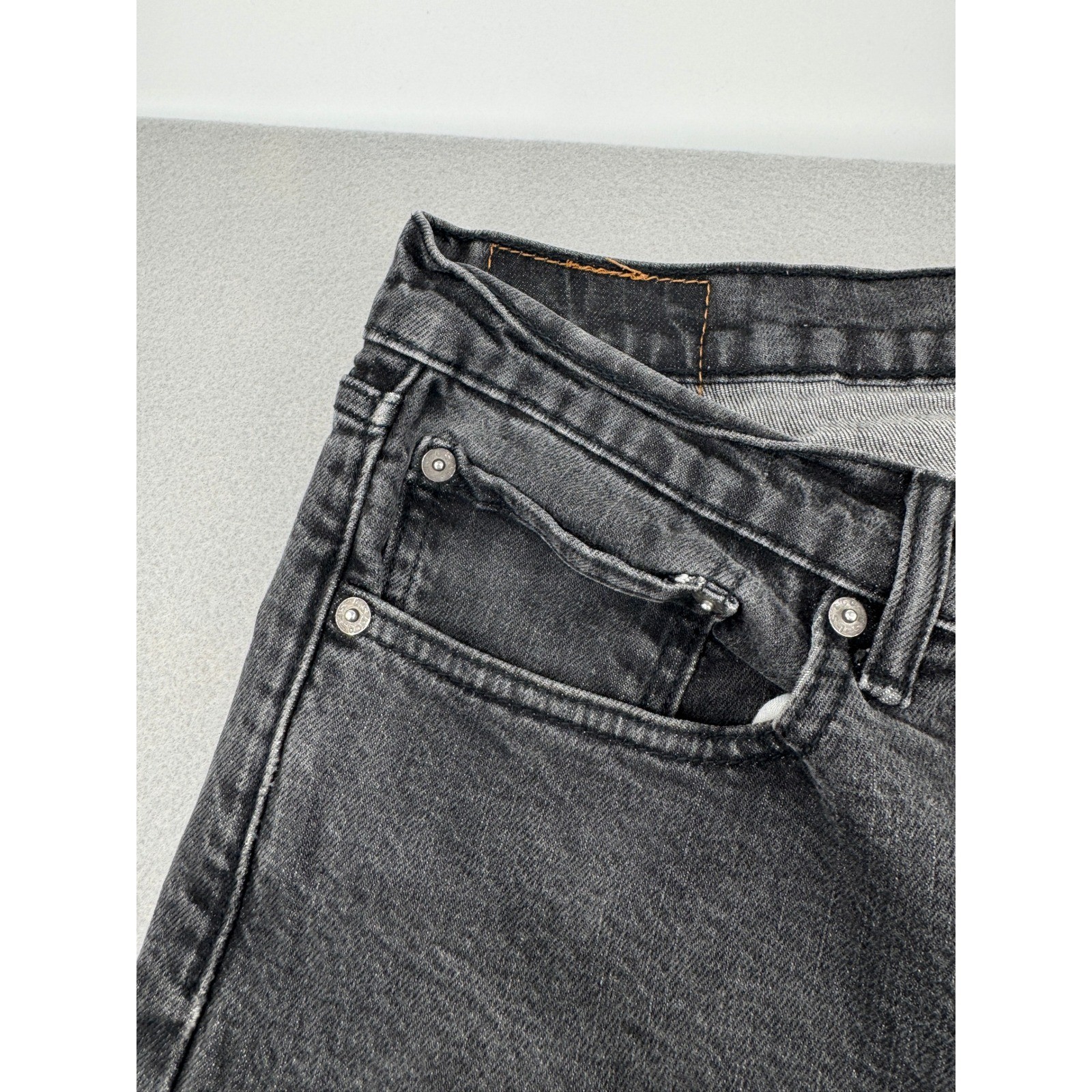 Levis 505 Regular Fit Jeans Mens 36×34 (36×32) Faded Black Straight Leg Denim